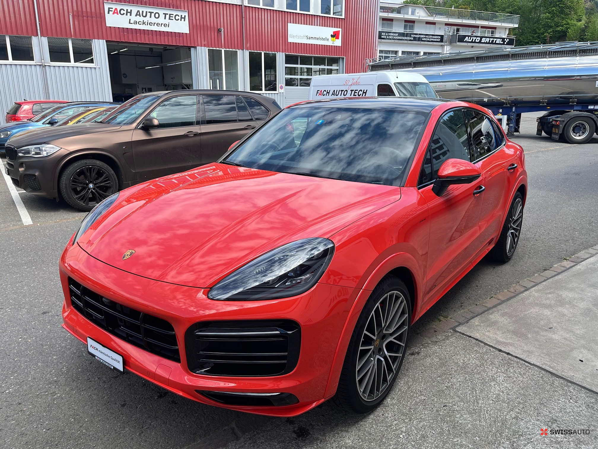 Auction Image