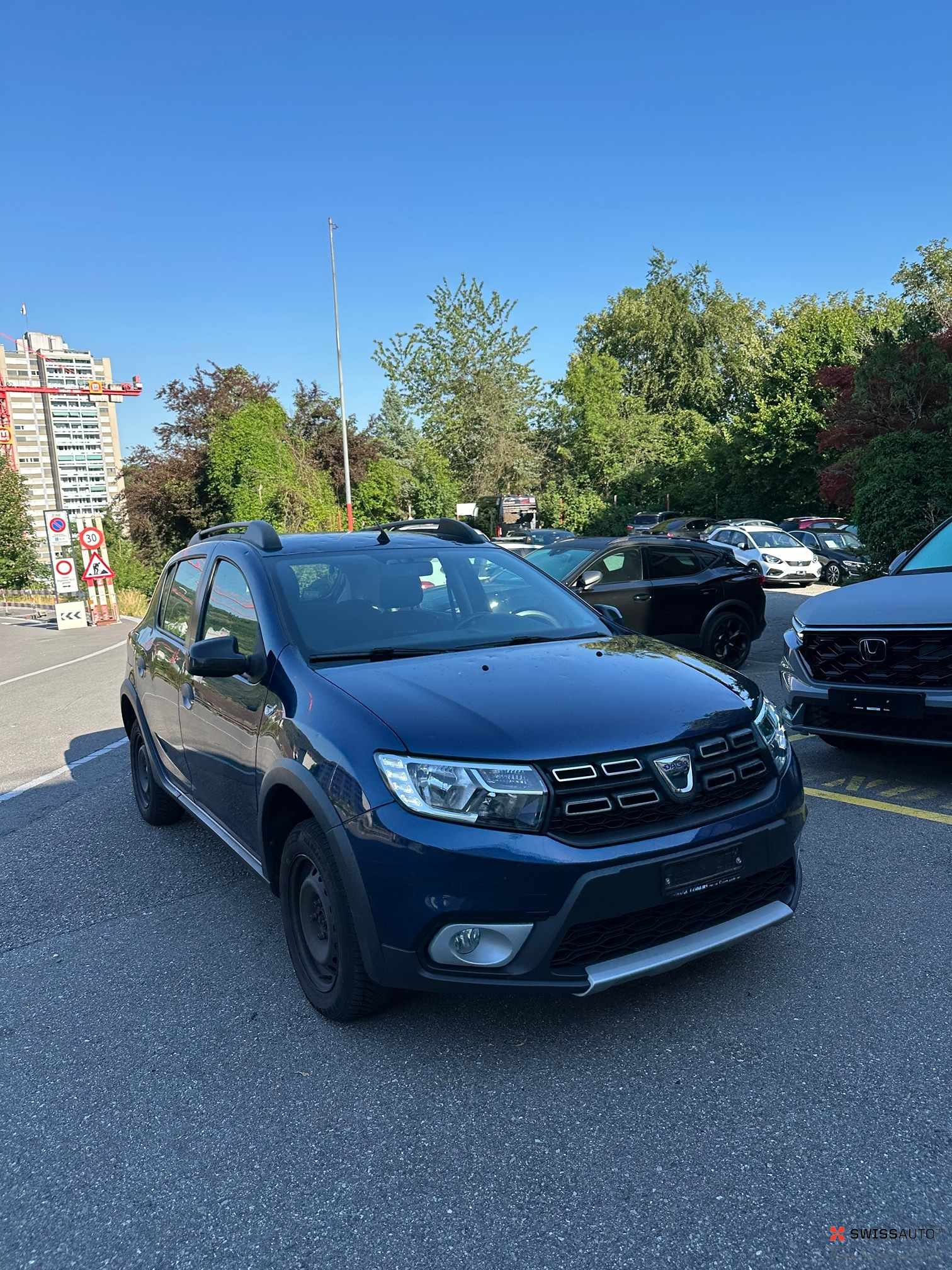 Auction Image