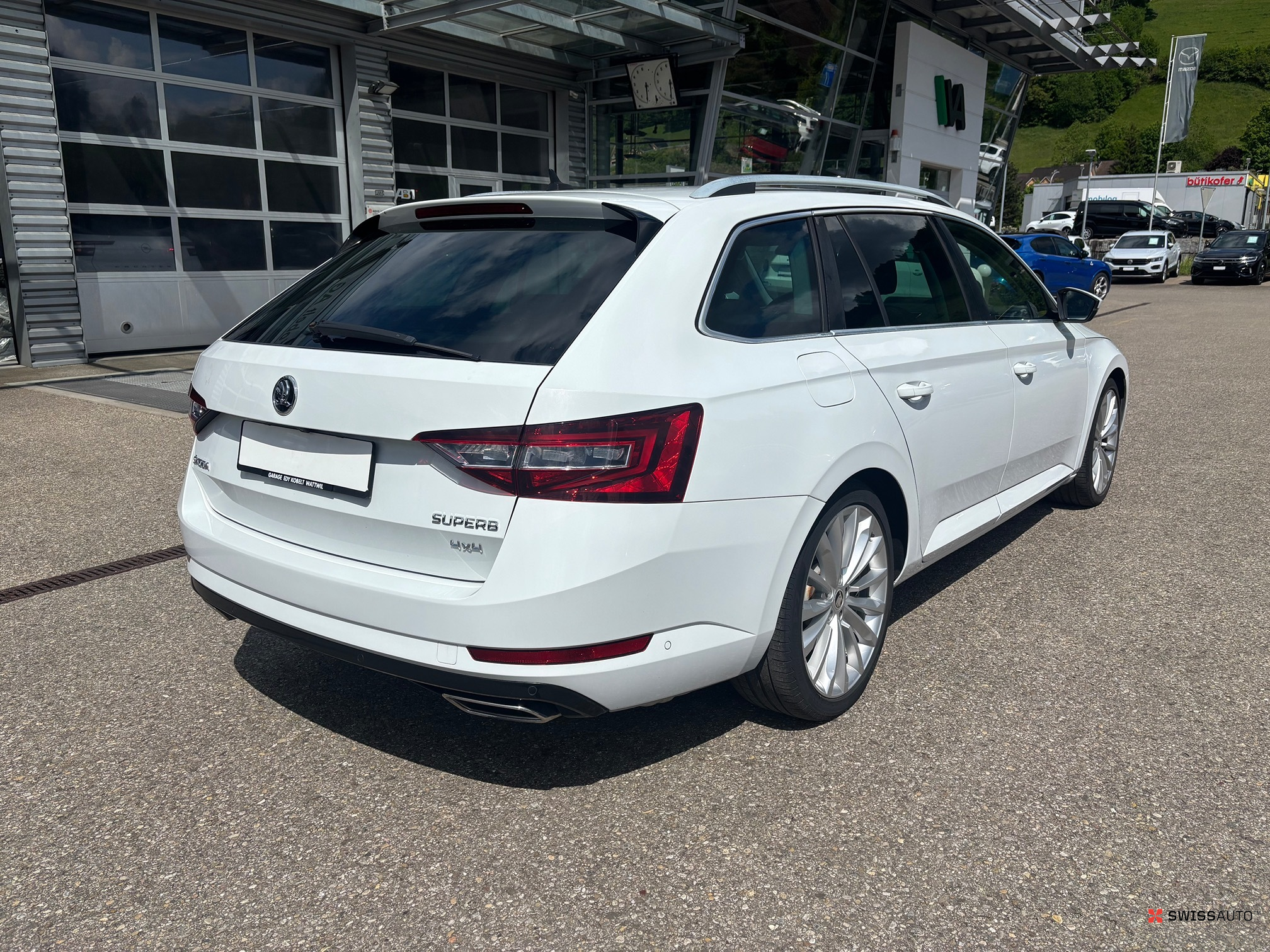 Auction Image