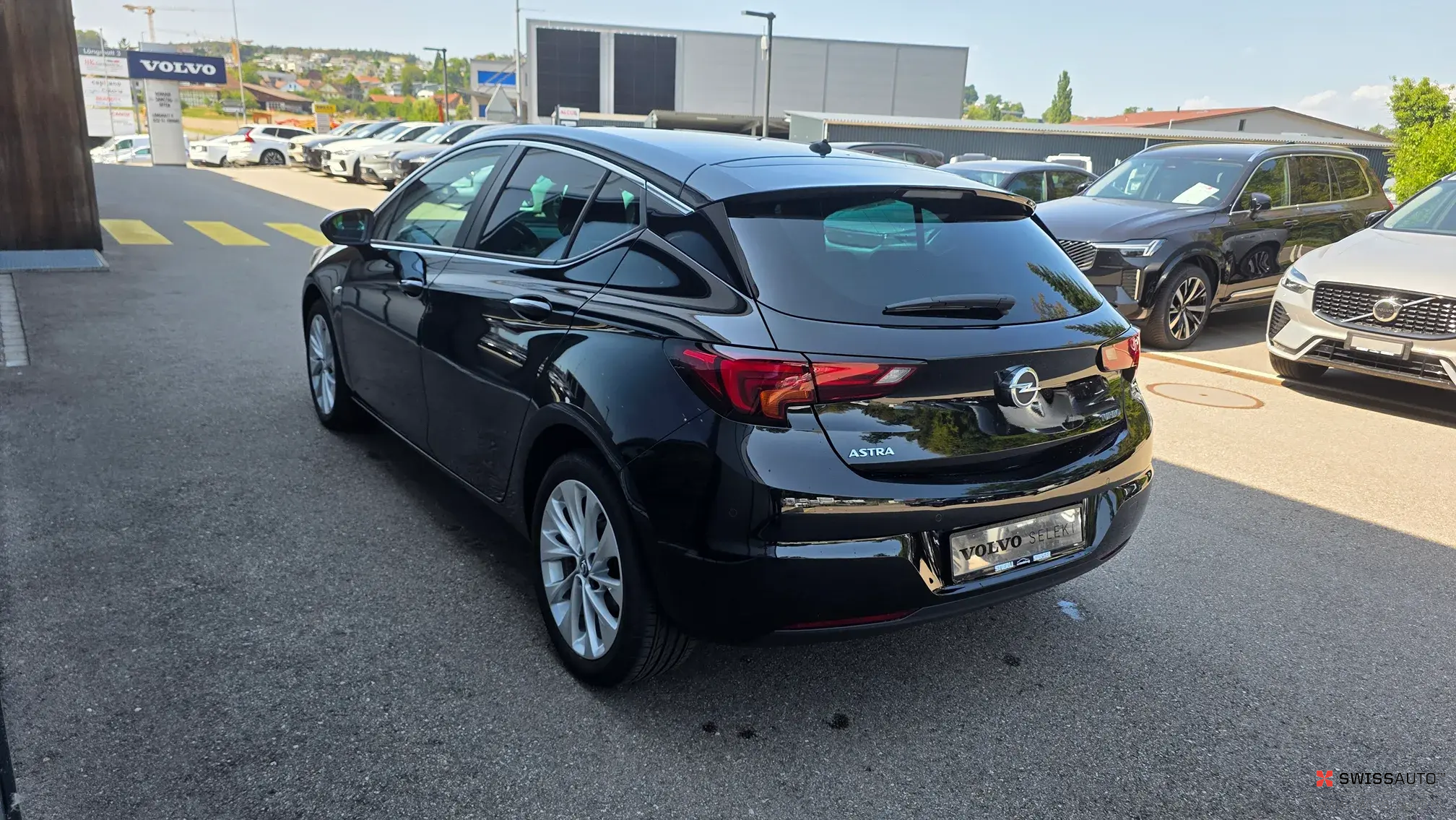 Auction Image