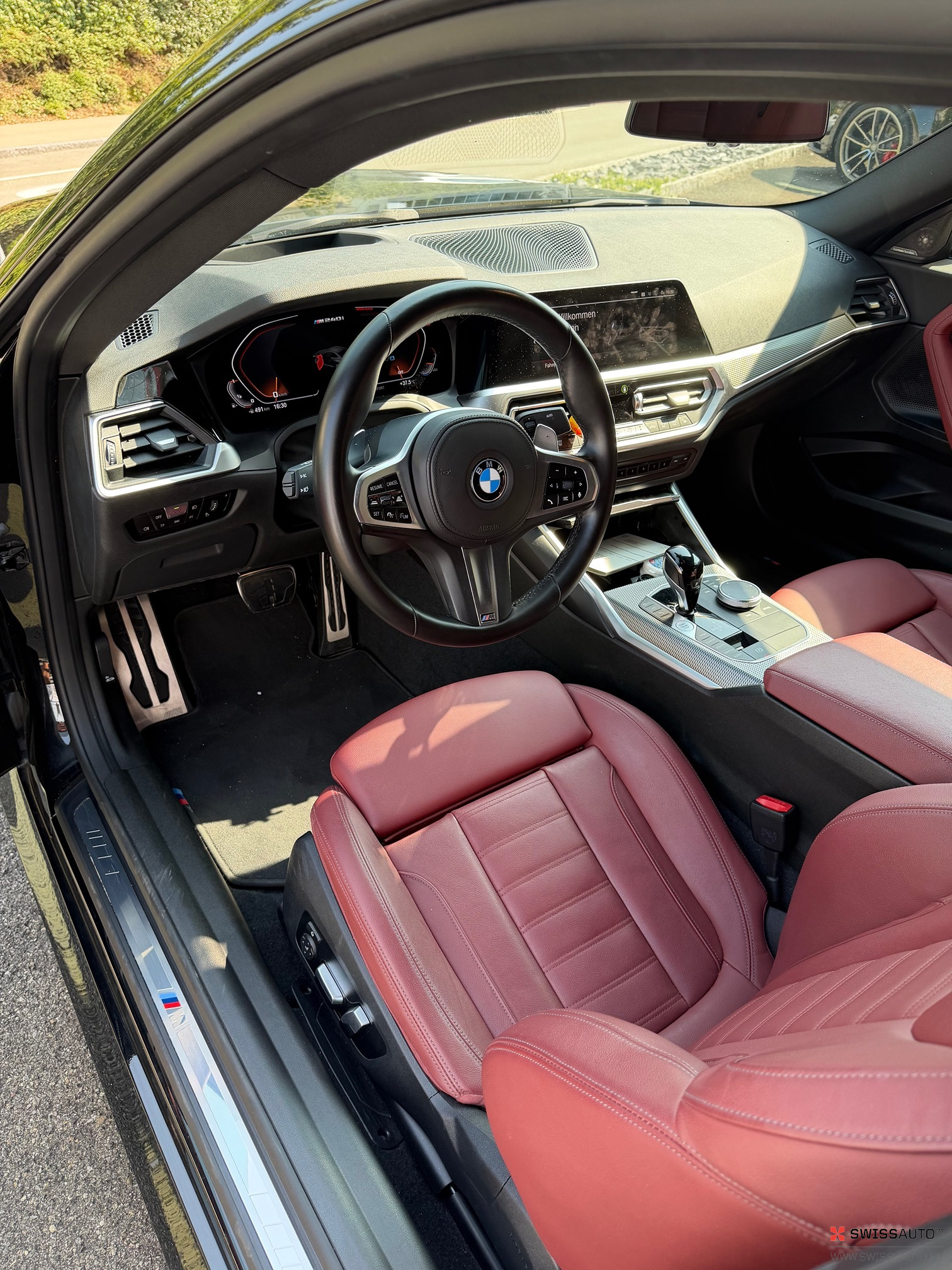 Auction Image