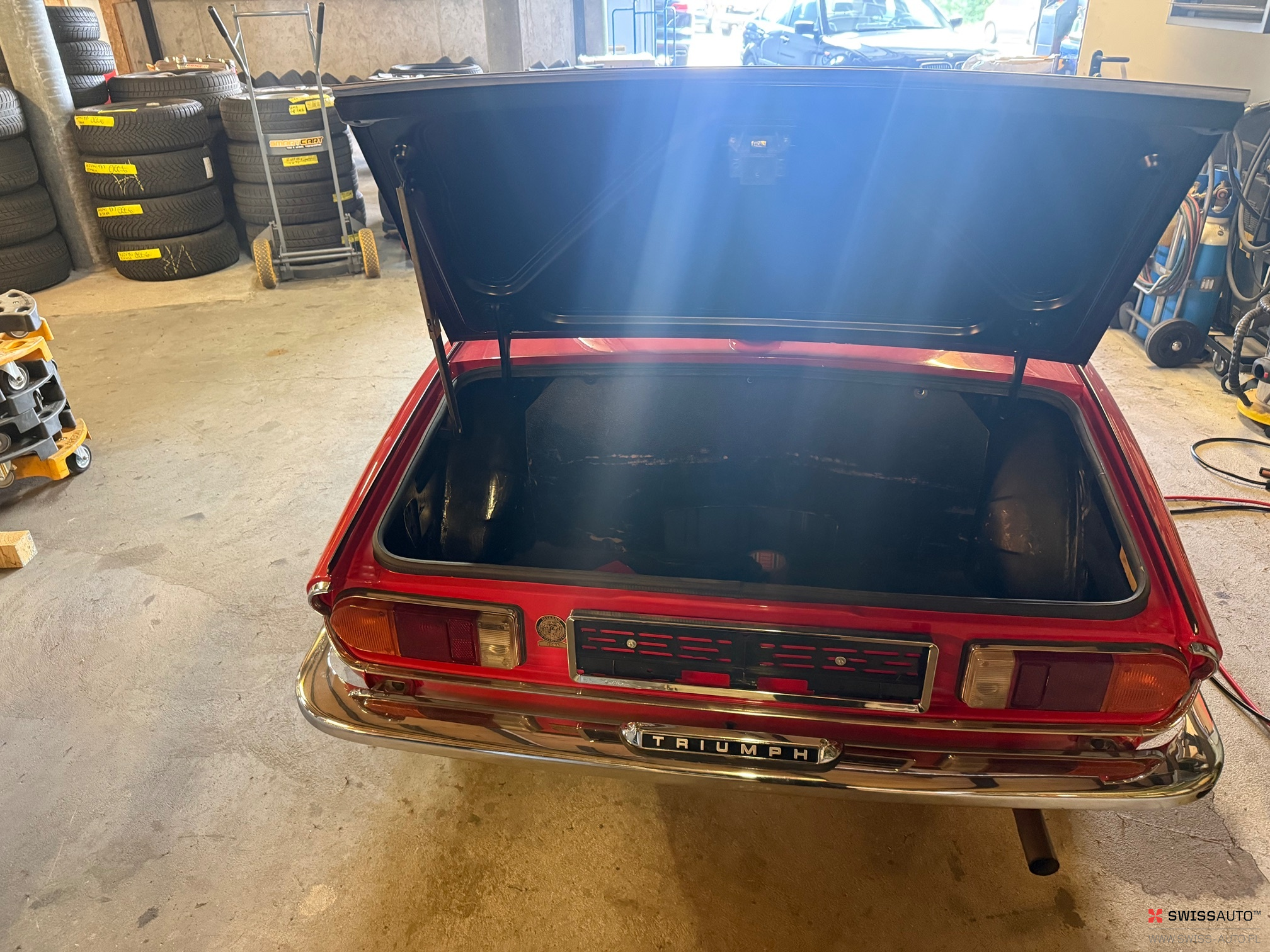 Auction Image