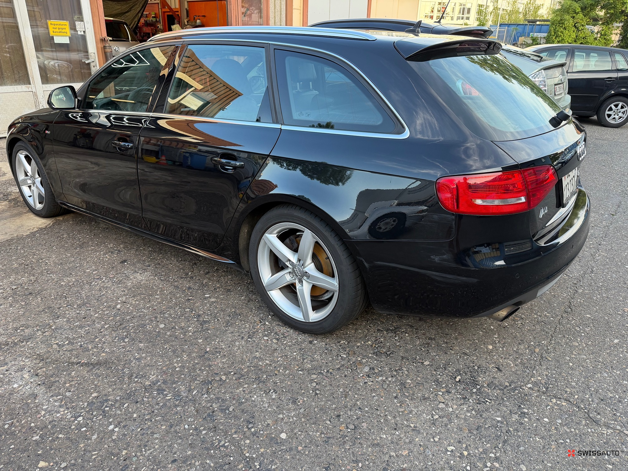 Auction Image