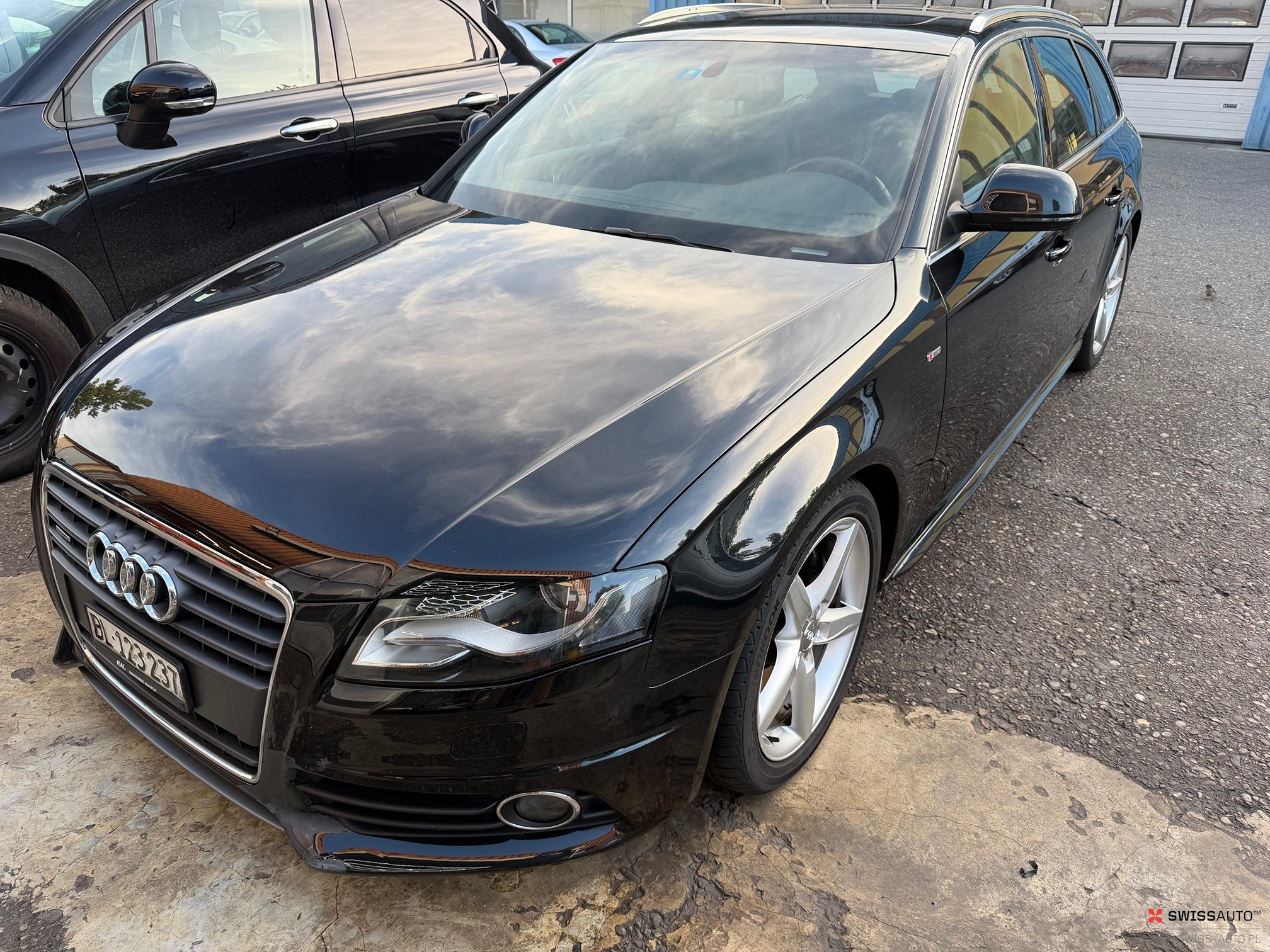 Auction Image