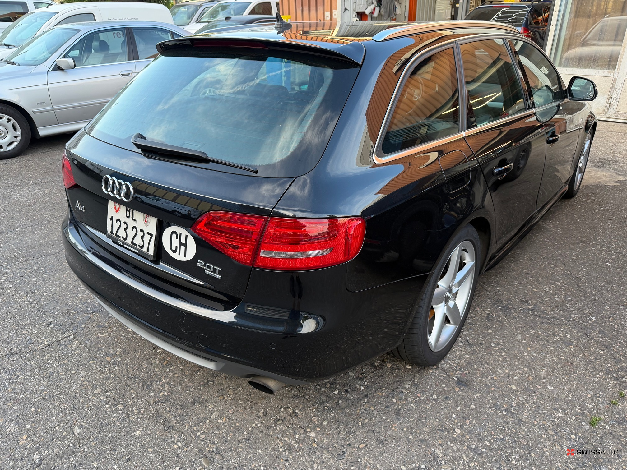 Auction Image