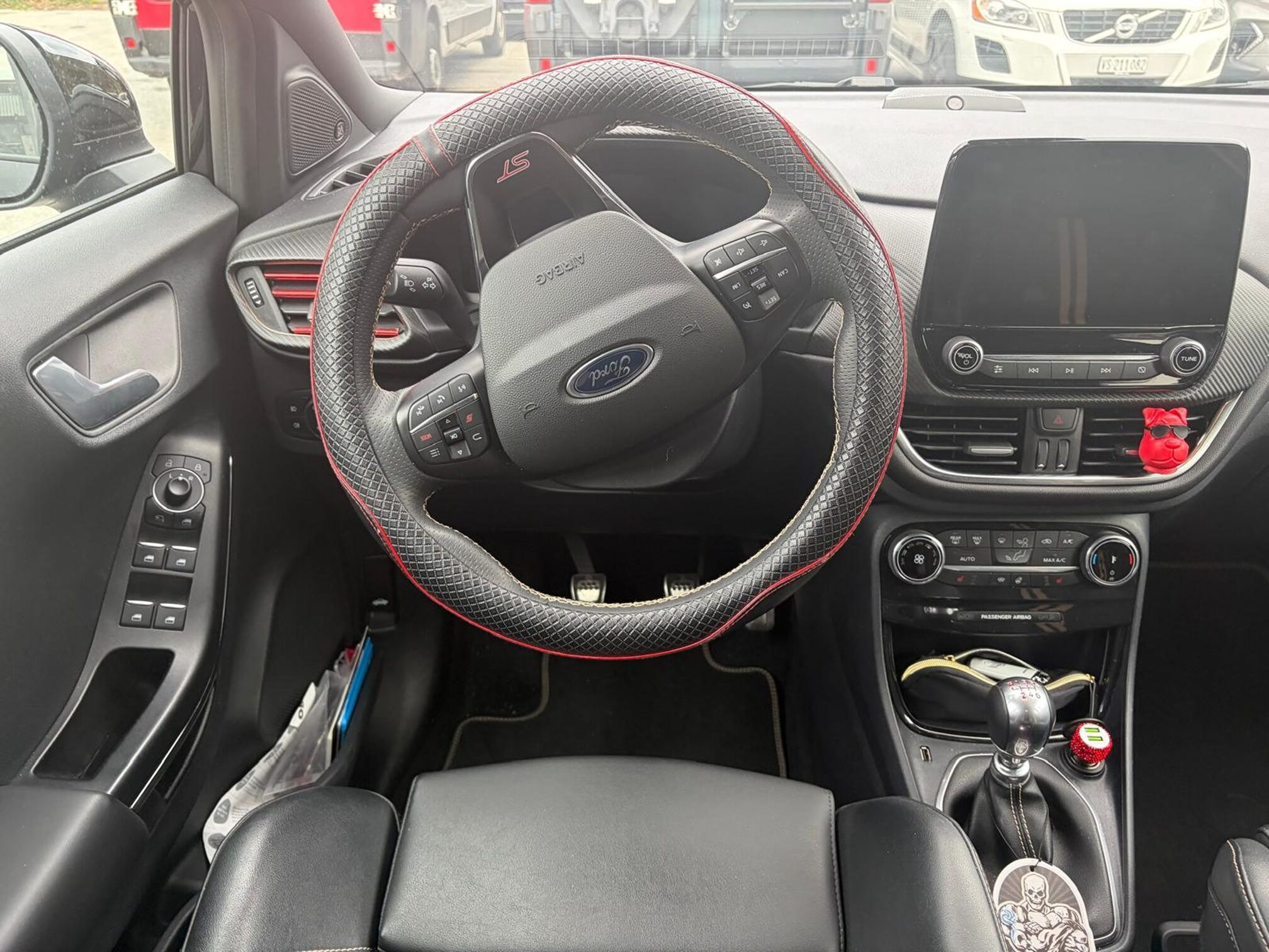 Auction Image
