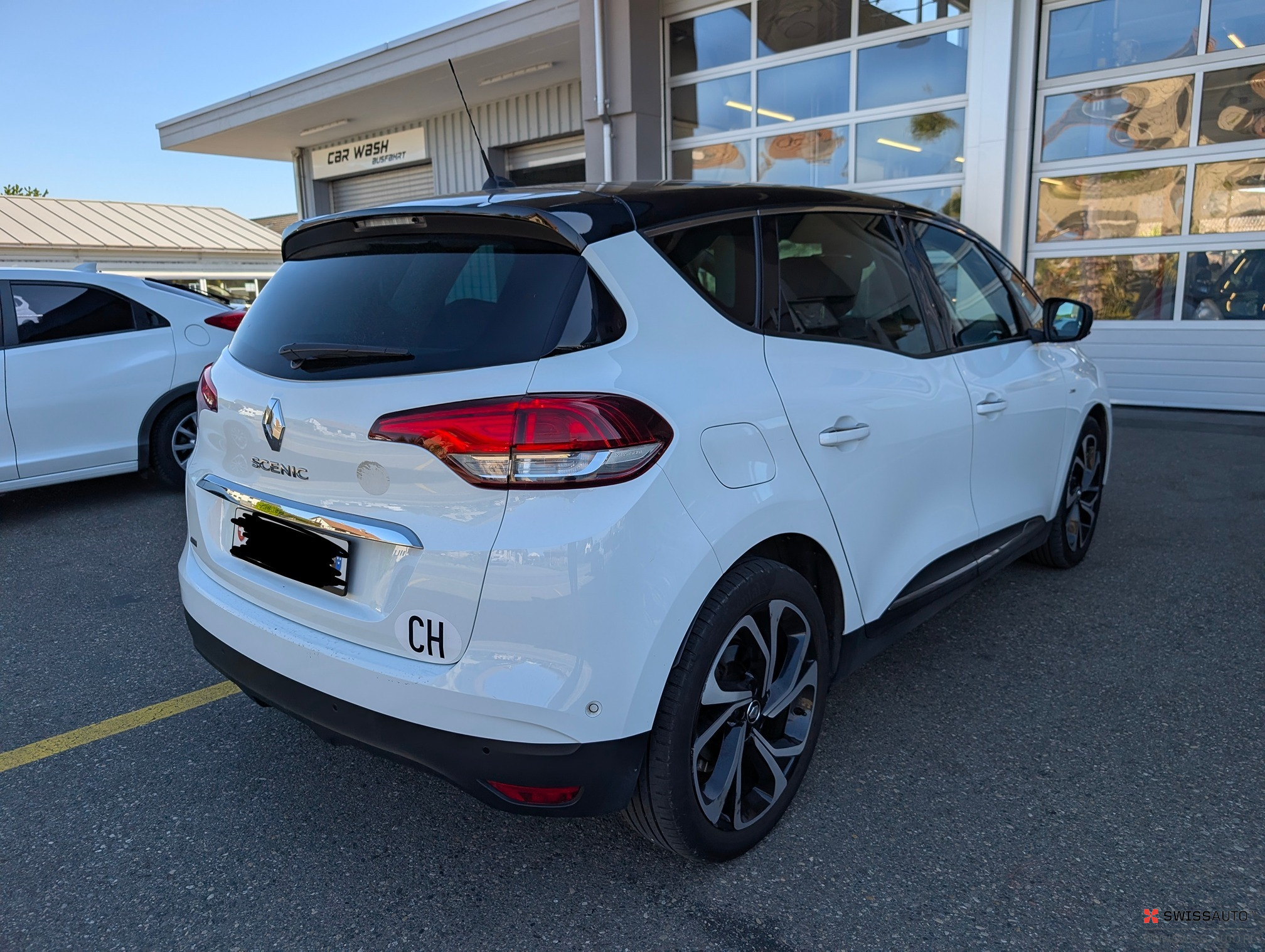 Auction Image