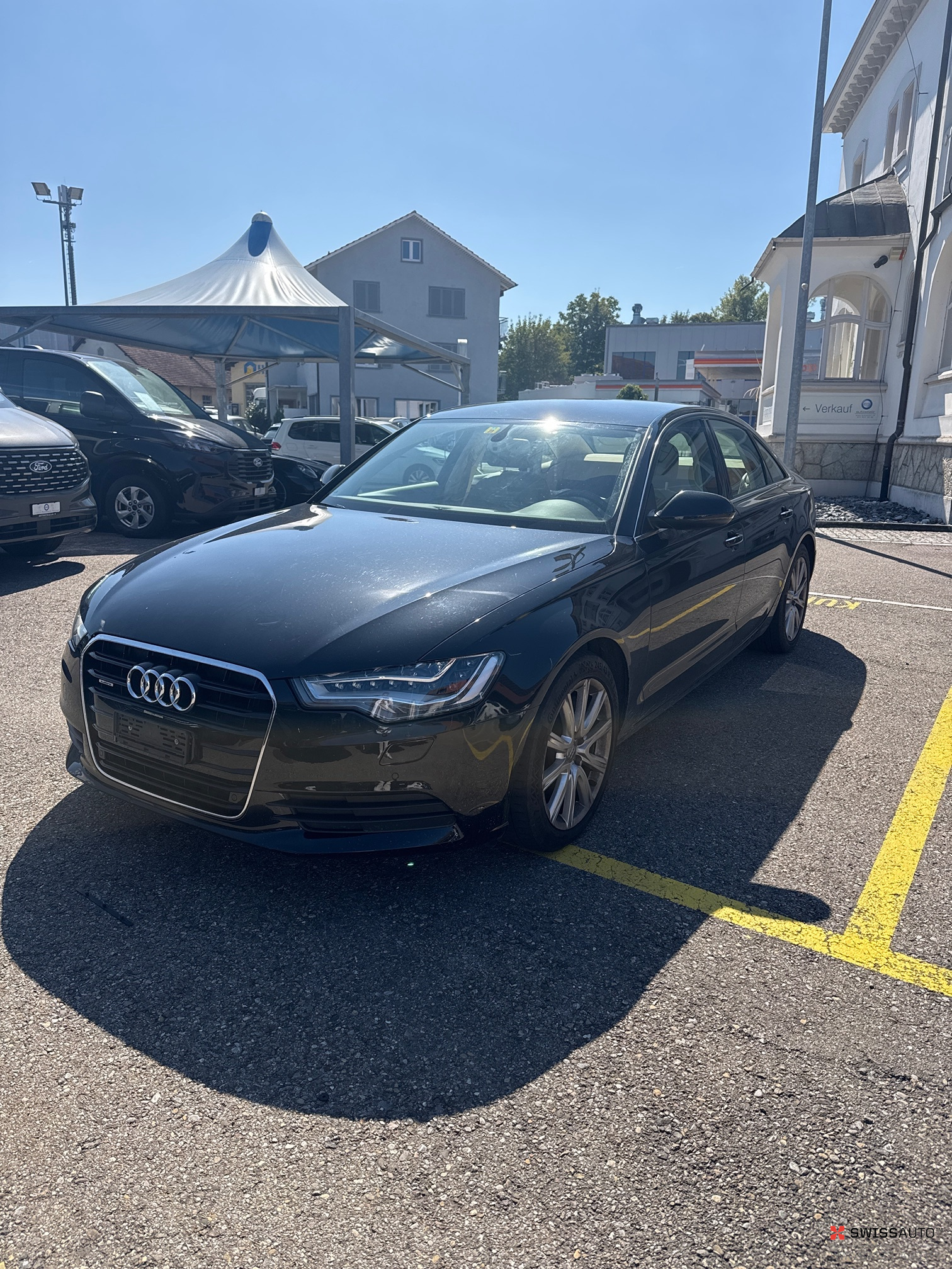 Auction Image