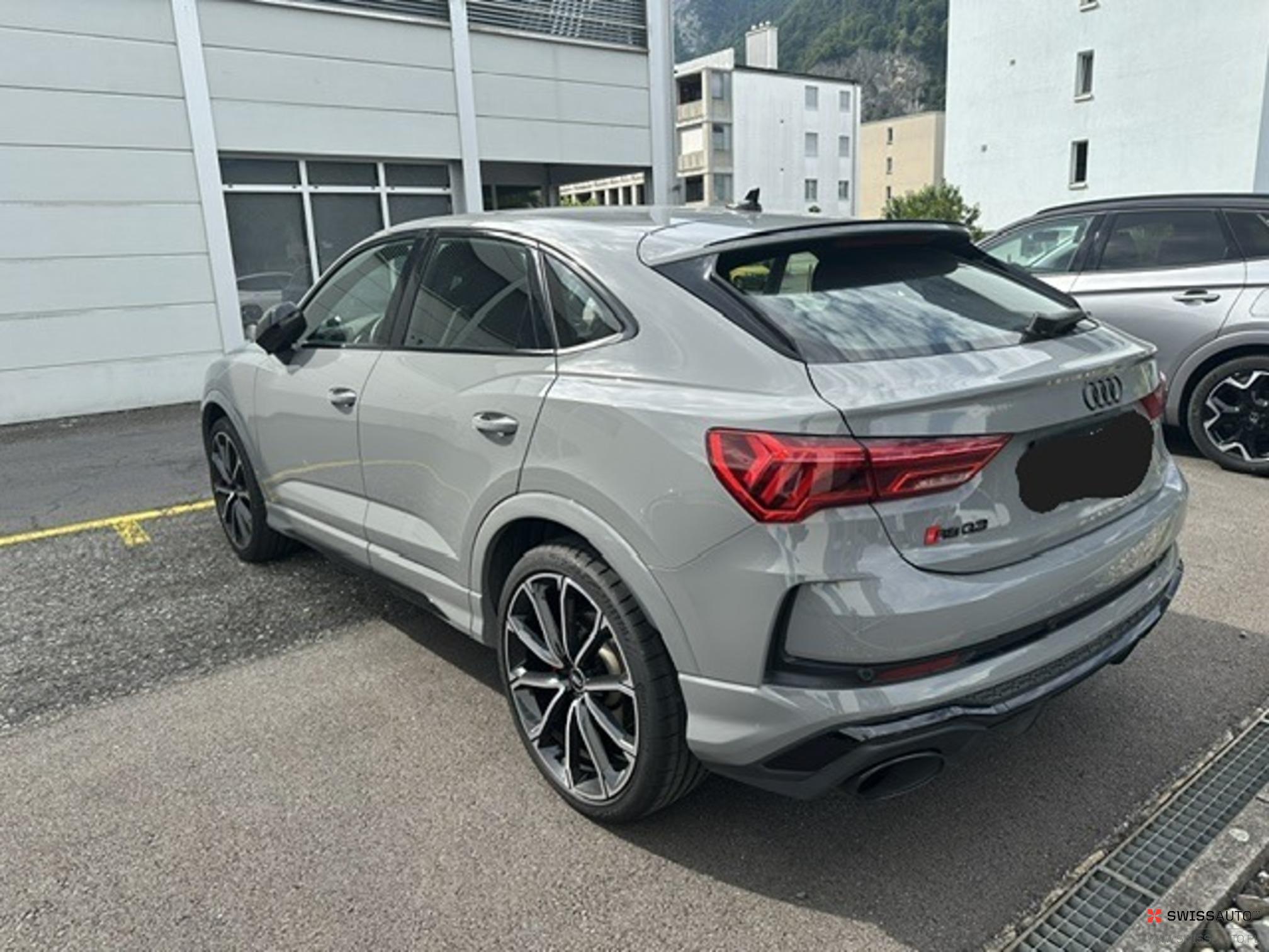 Auction Image