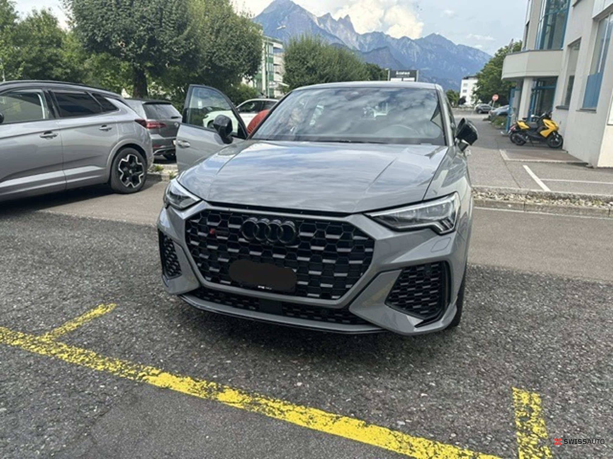 Auction Image