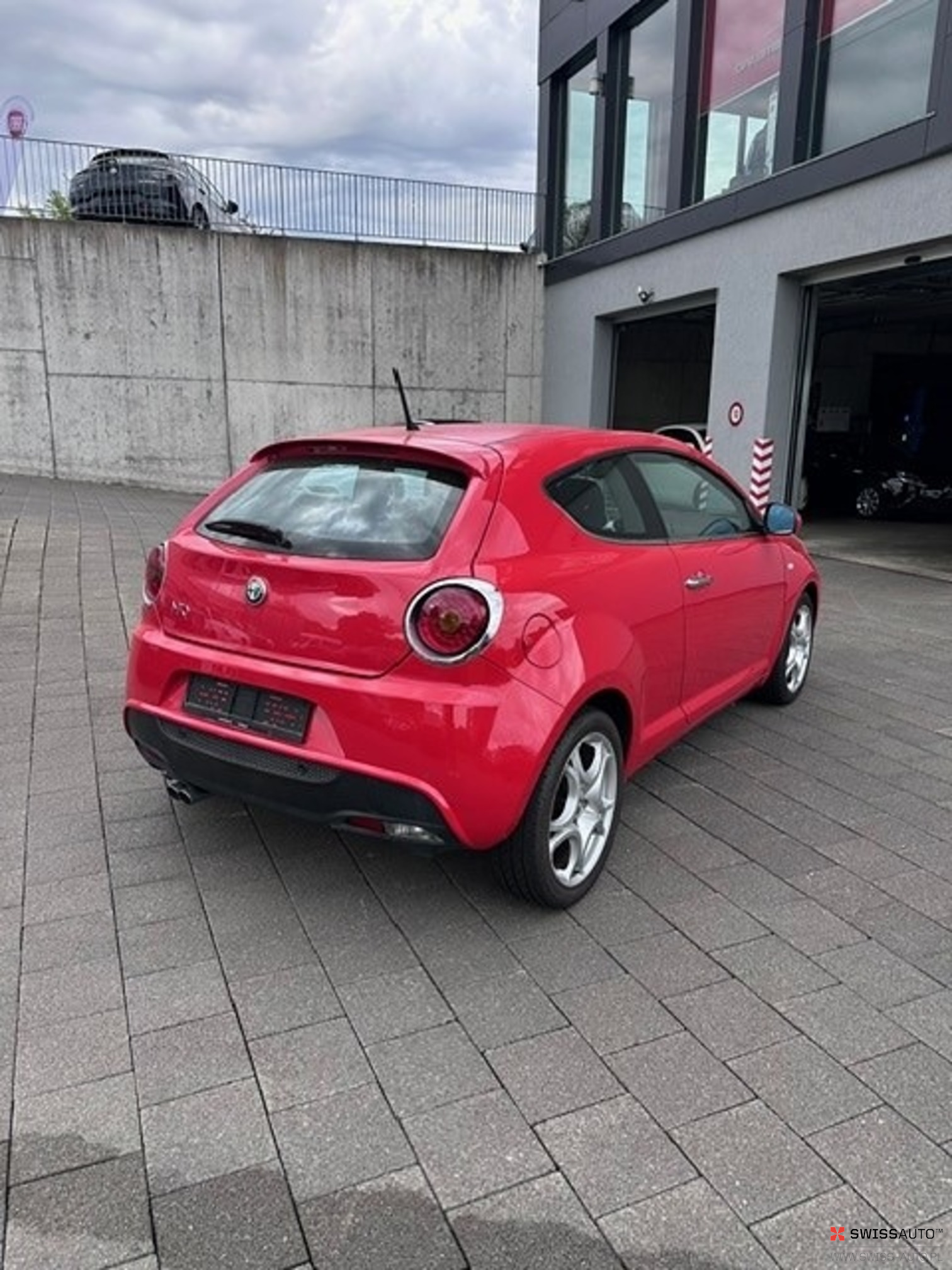 Auction Image