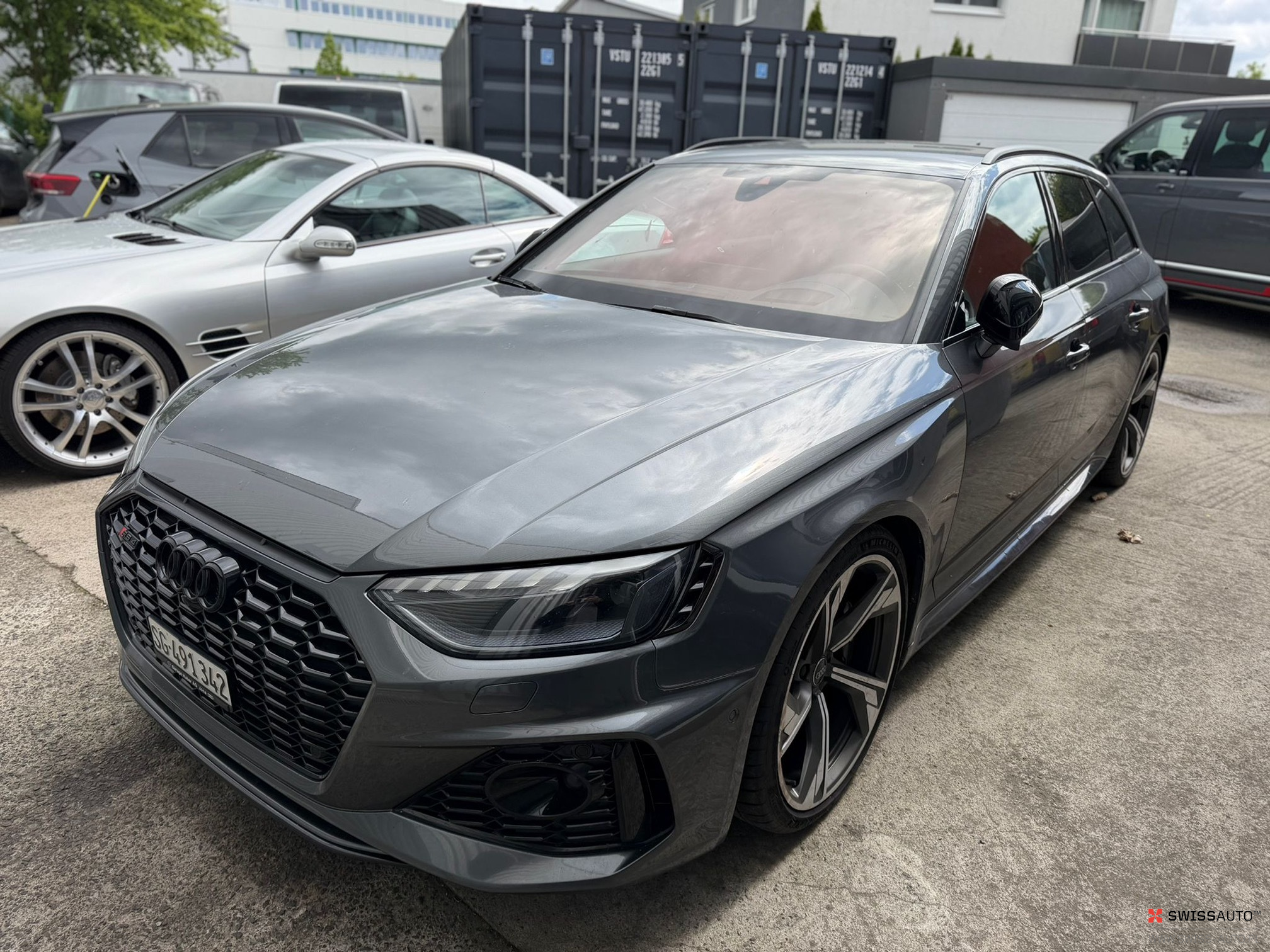 Auction Image