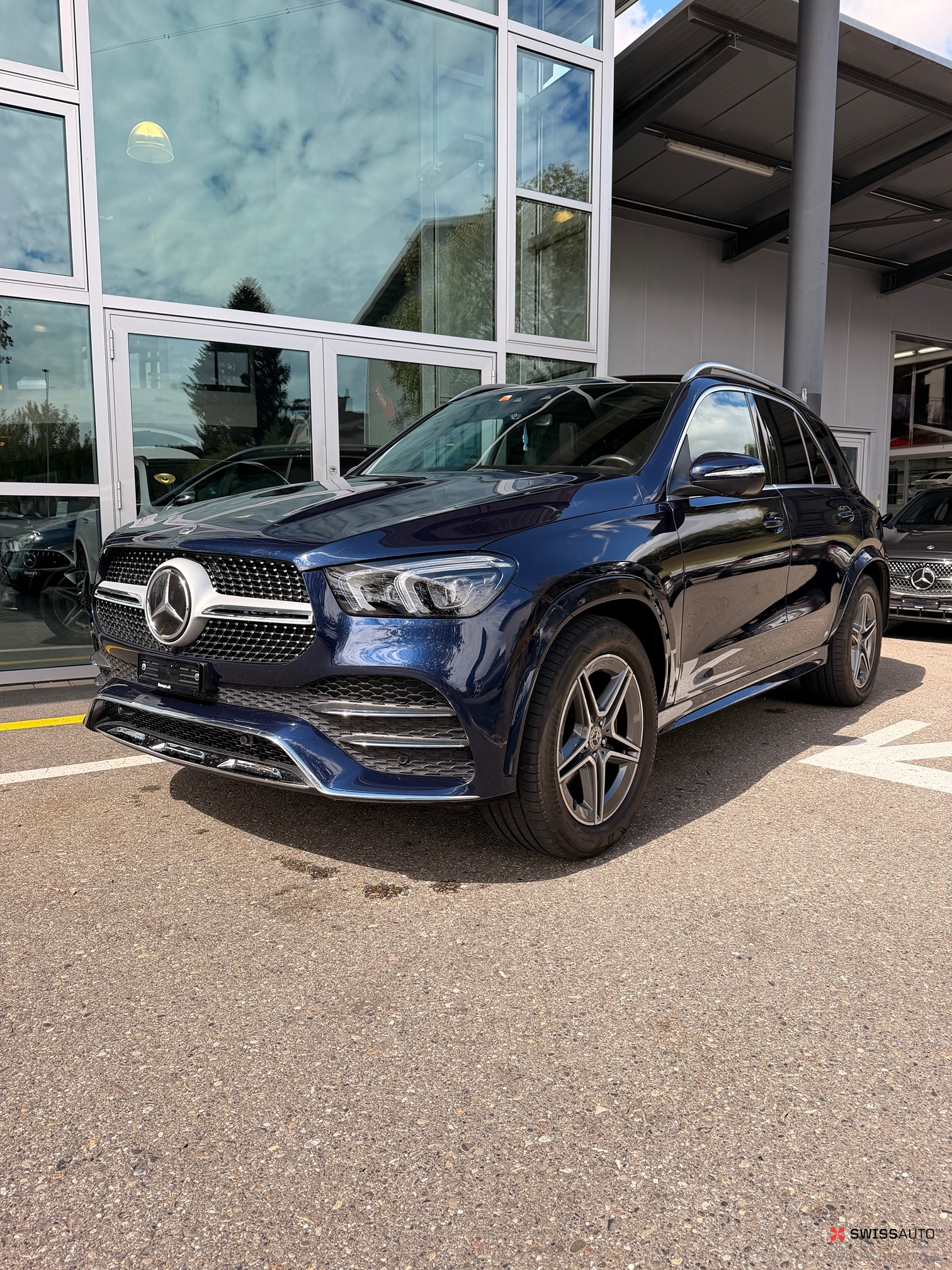 Auction Image