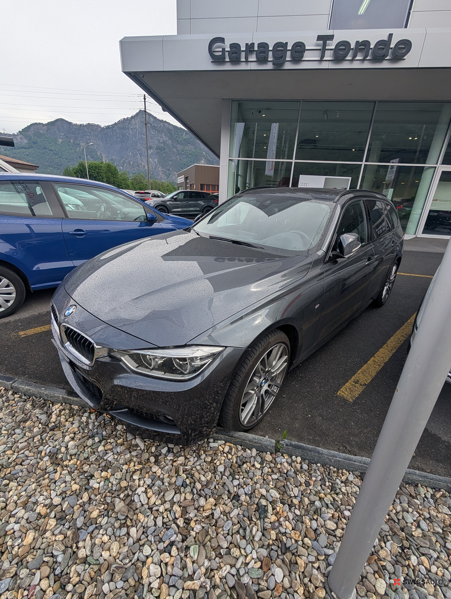 Auction Image