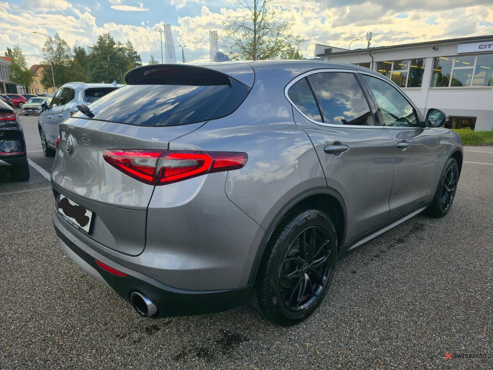 Auction Image