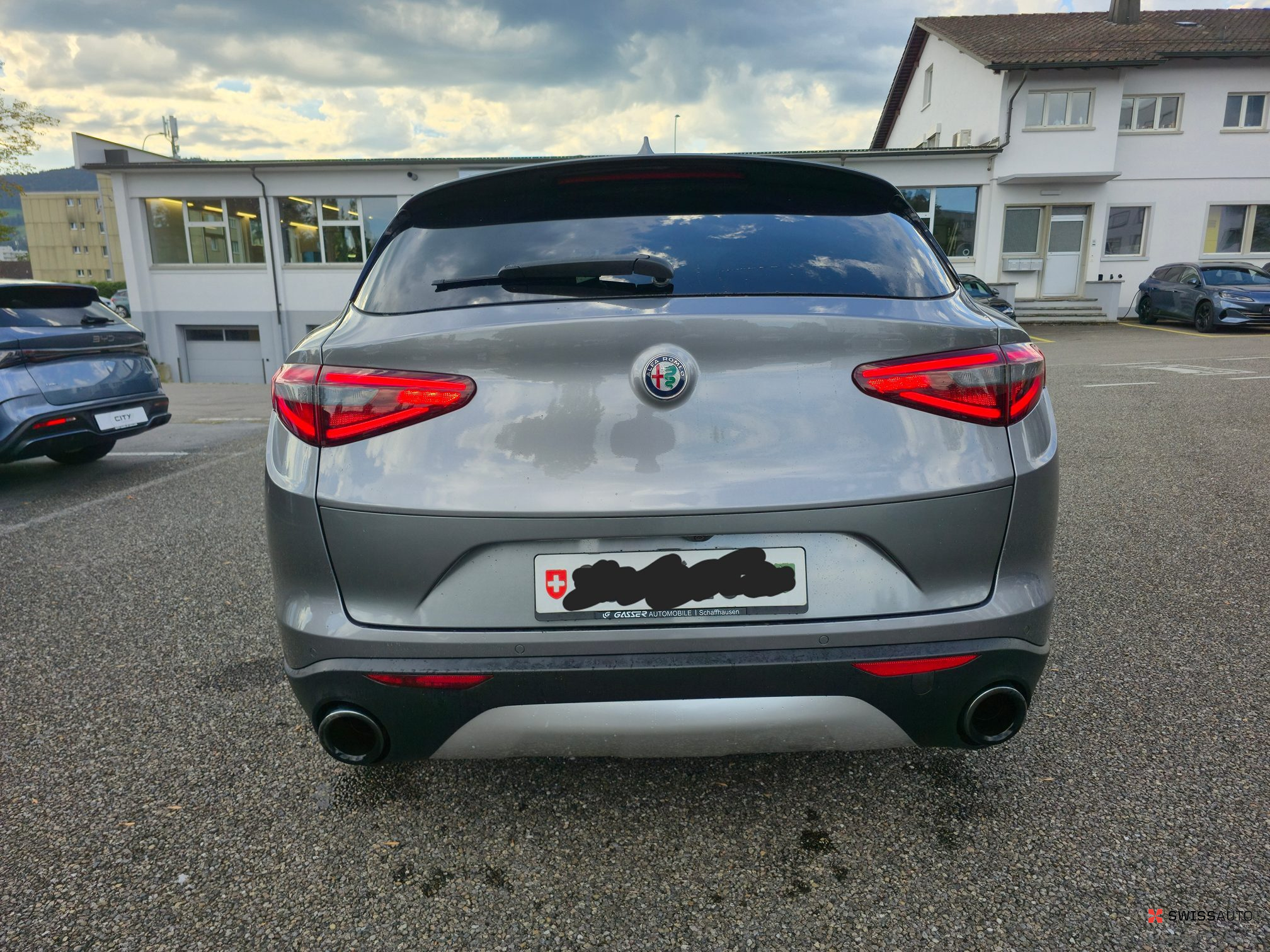 Auction Image