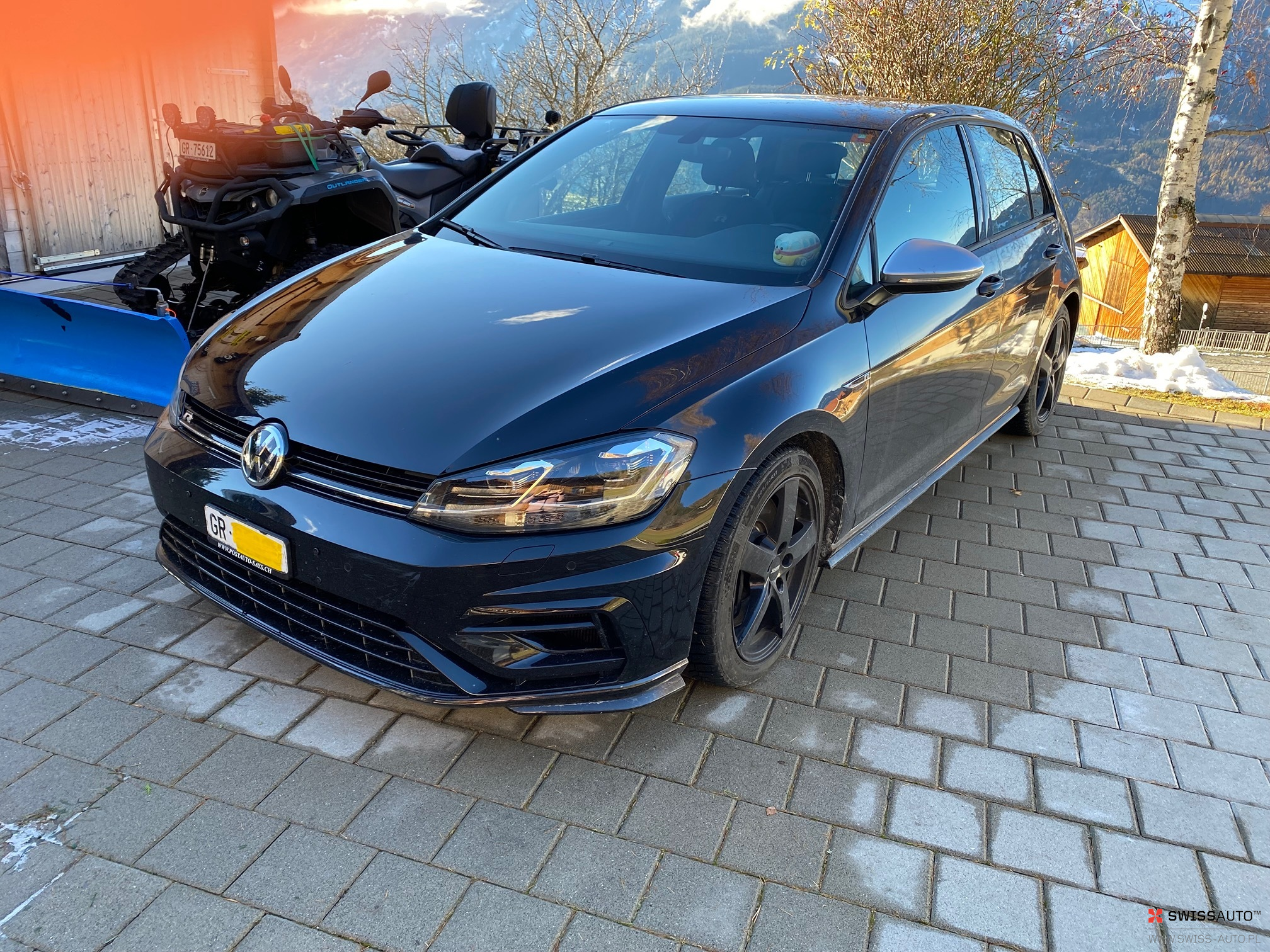 Auction Image