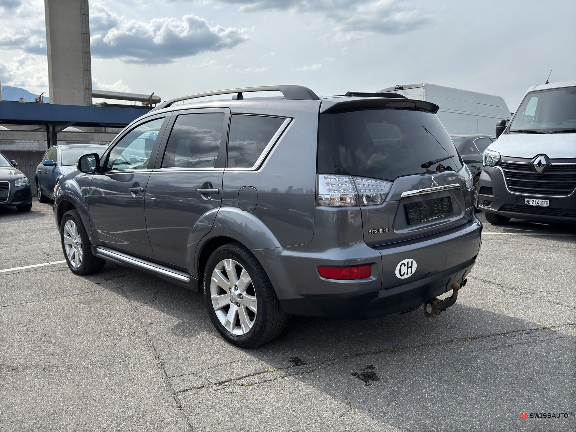 Auction Image