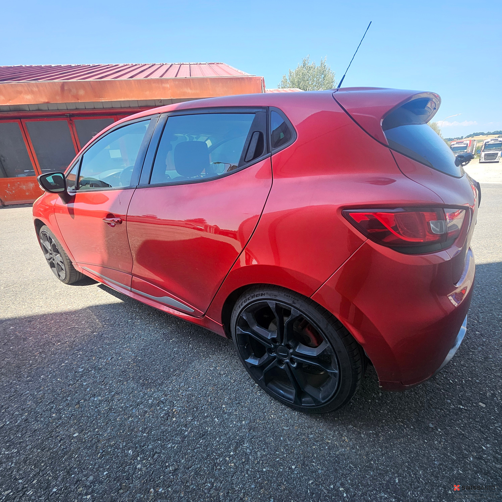 Auction Image