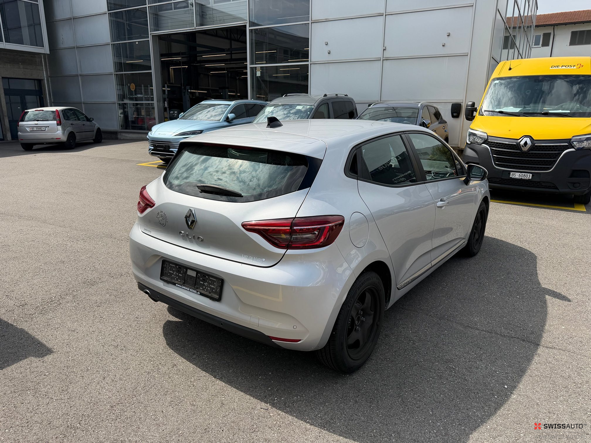 Auction Image