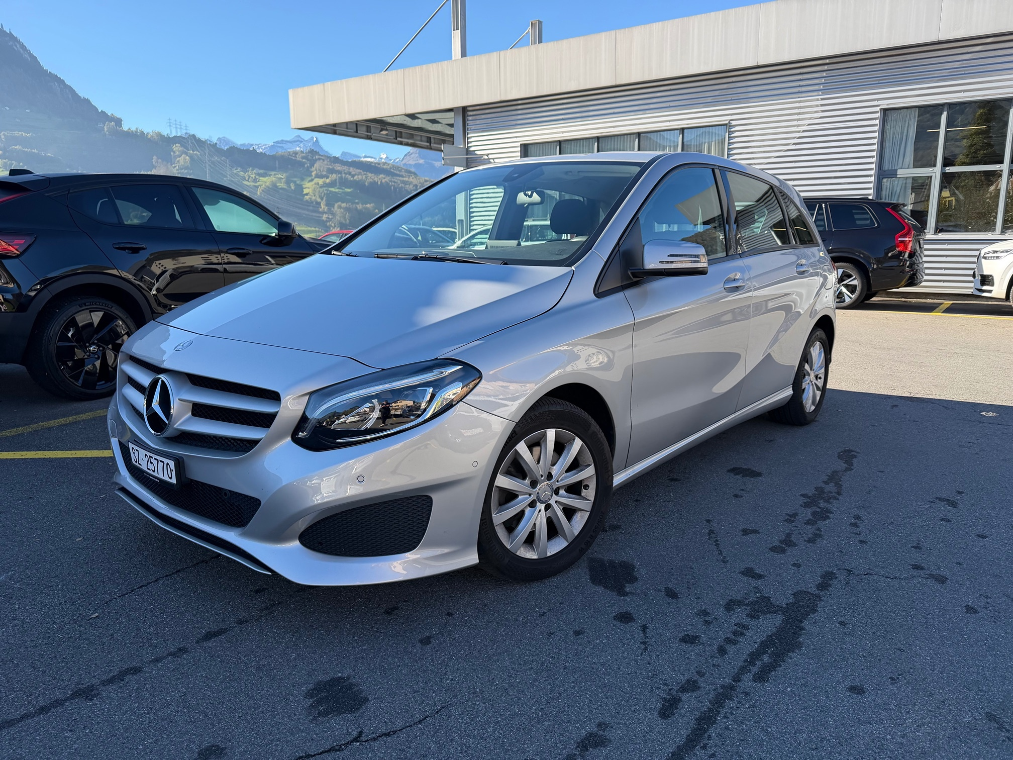 Auction Image