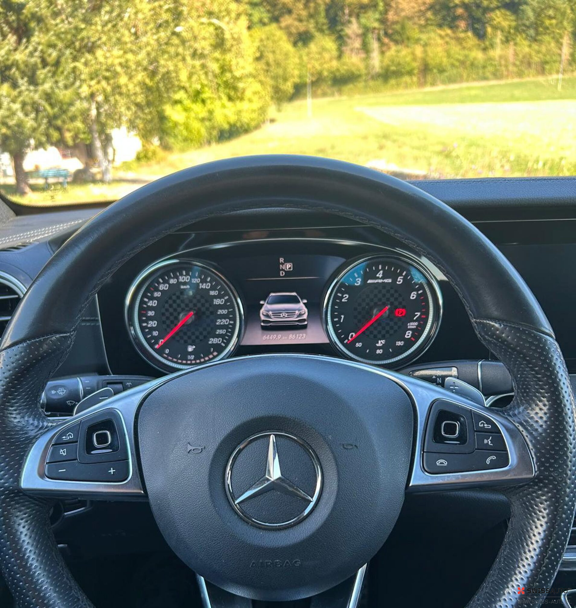 Auction Image