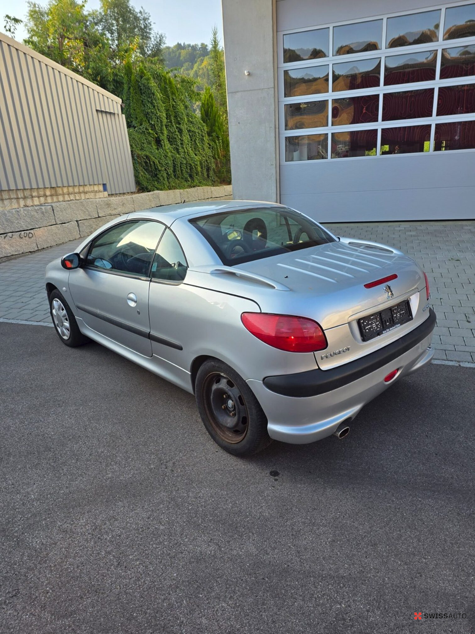 Auction Image