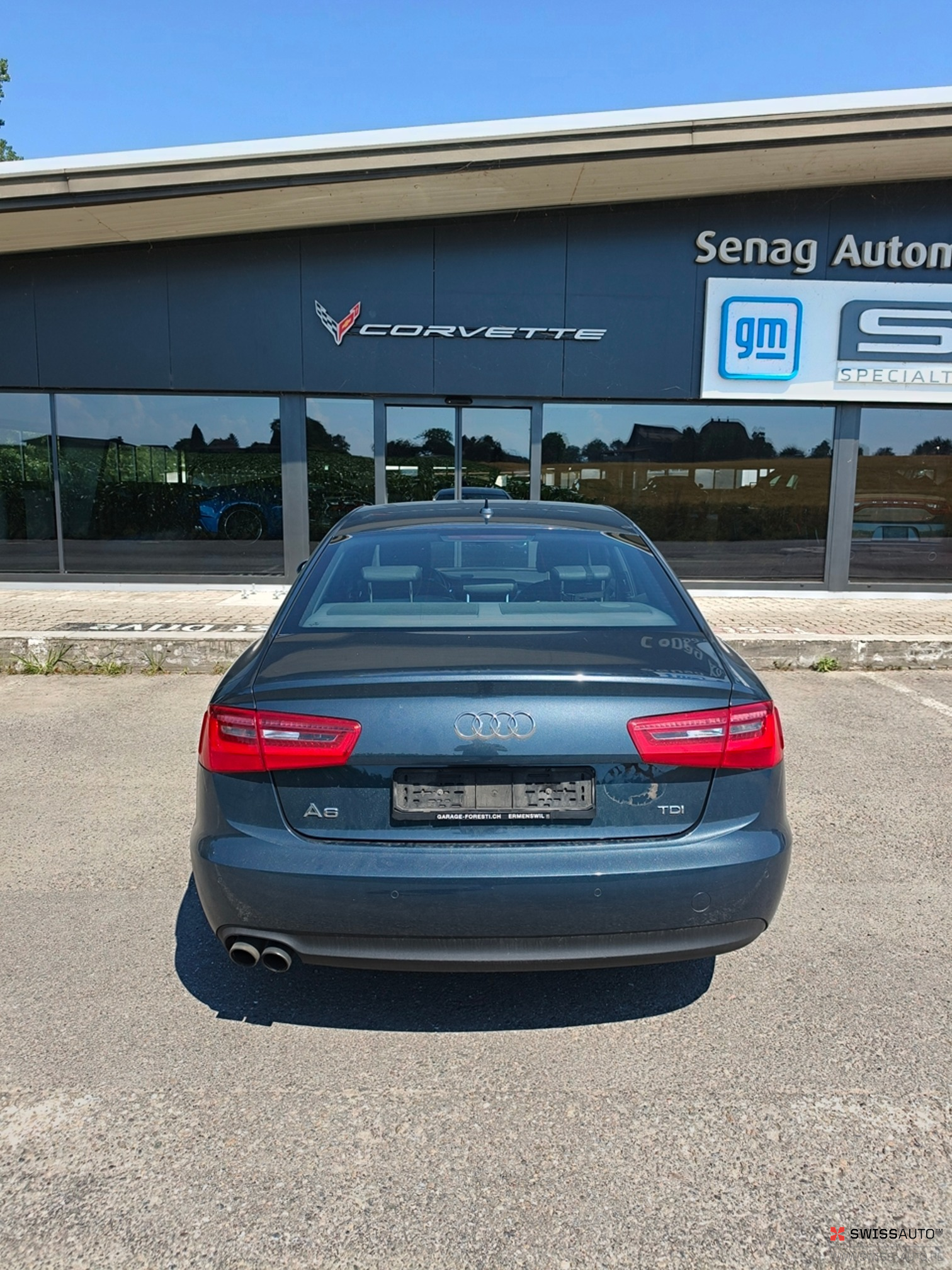 Auction Image
