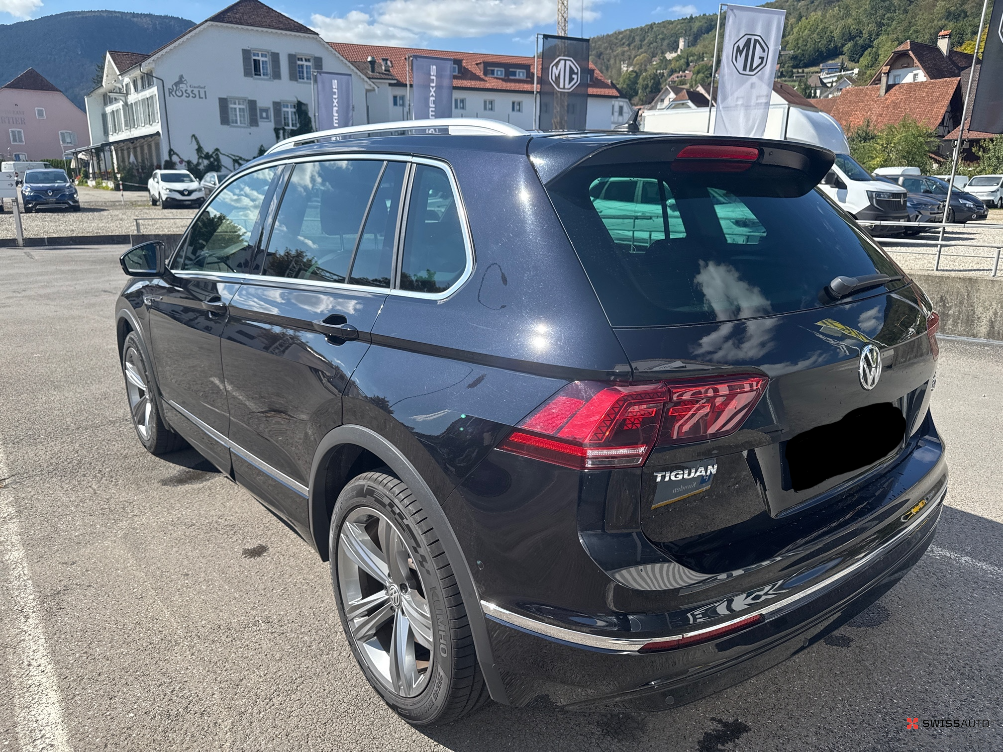 Auction Image