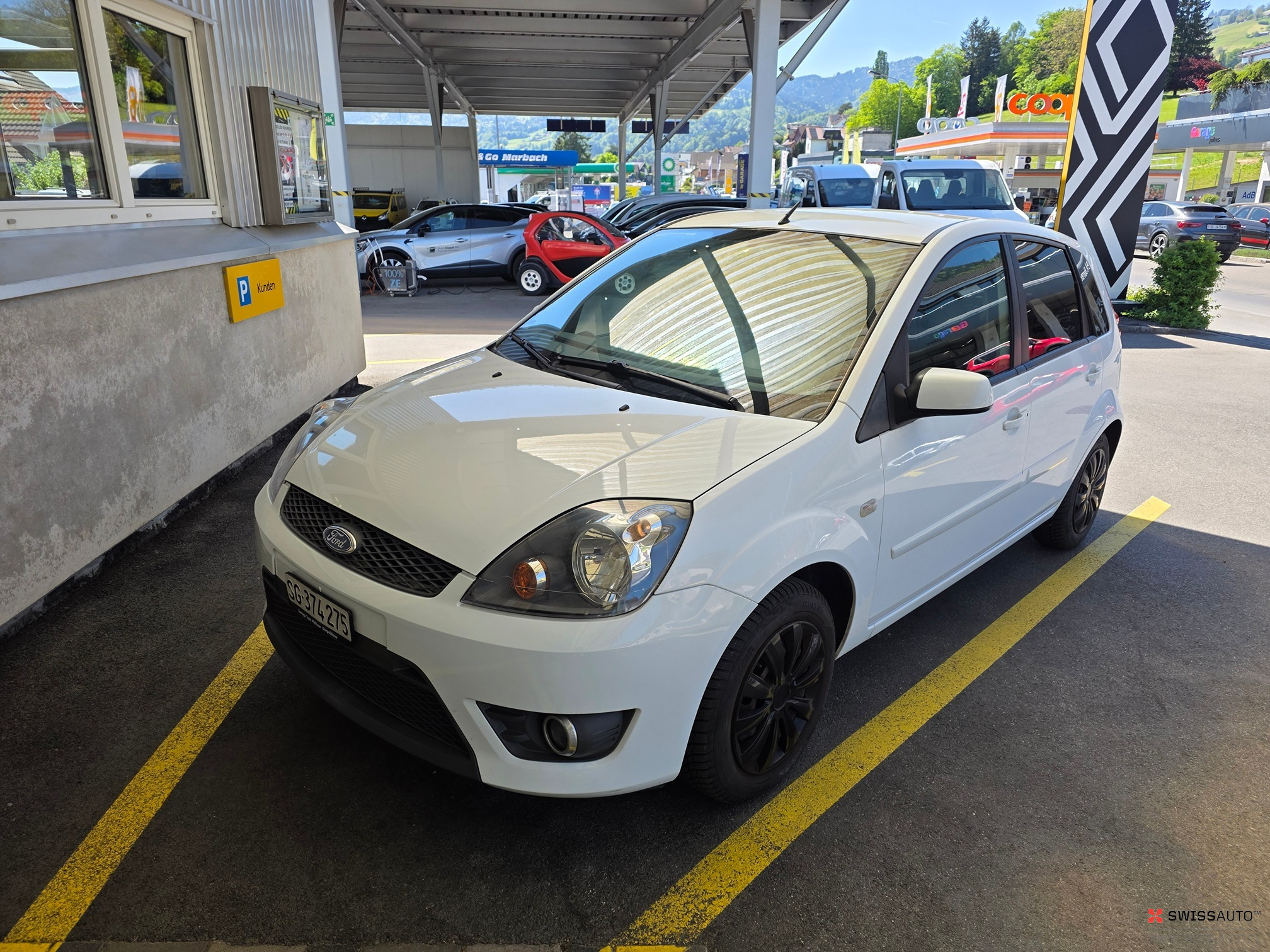 Auction Image