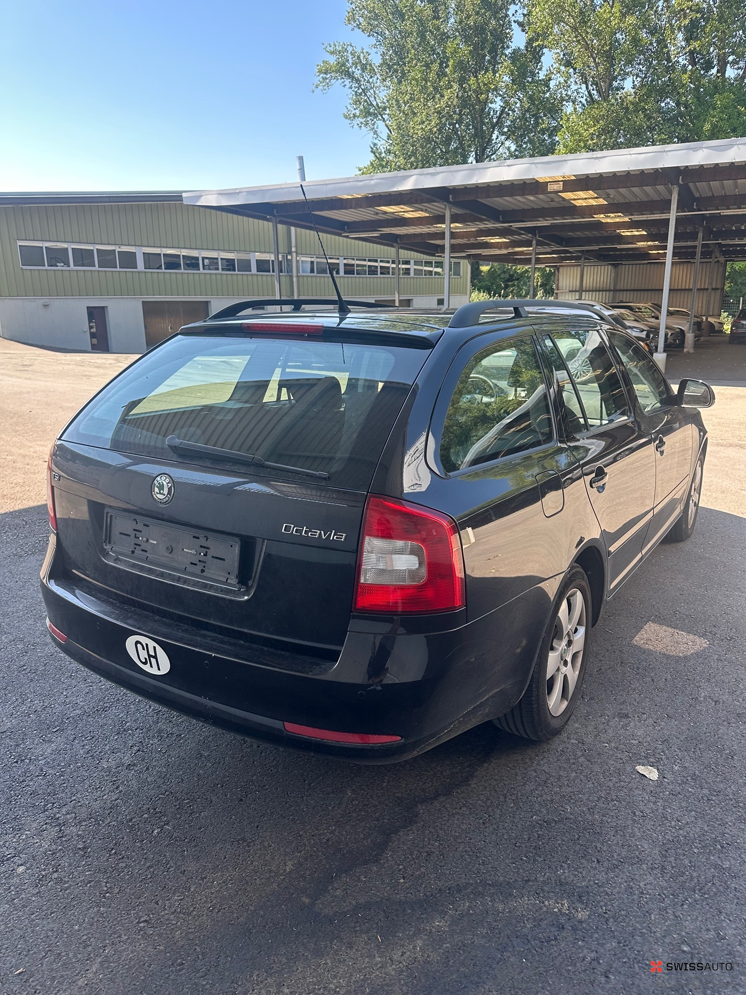 Auction Image