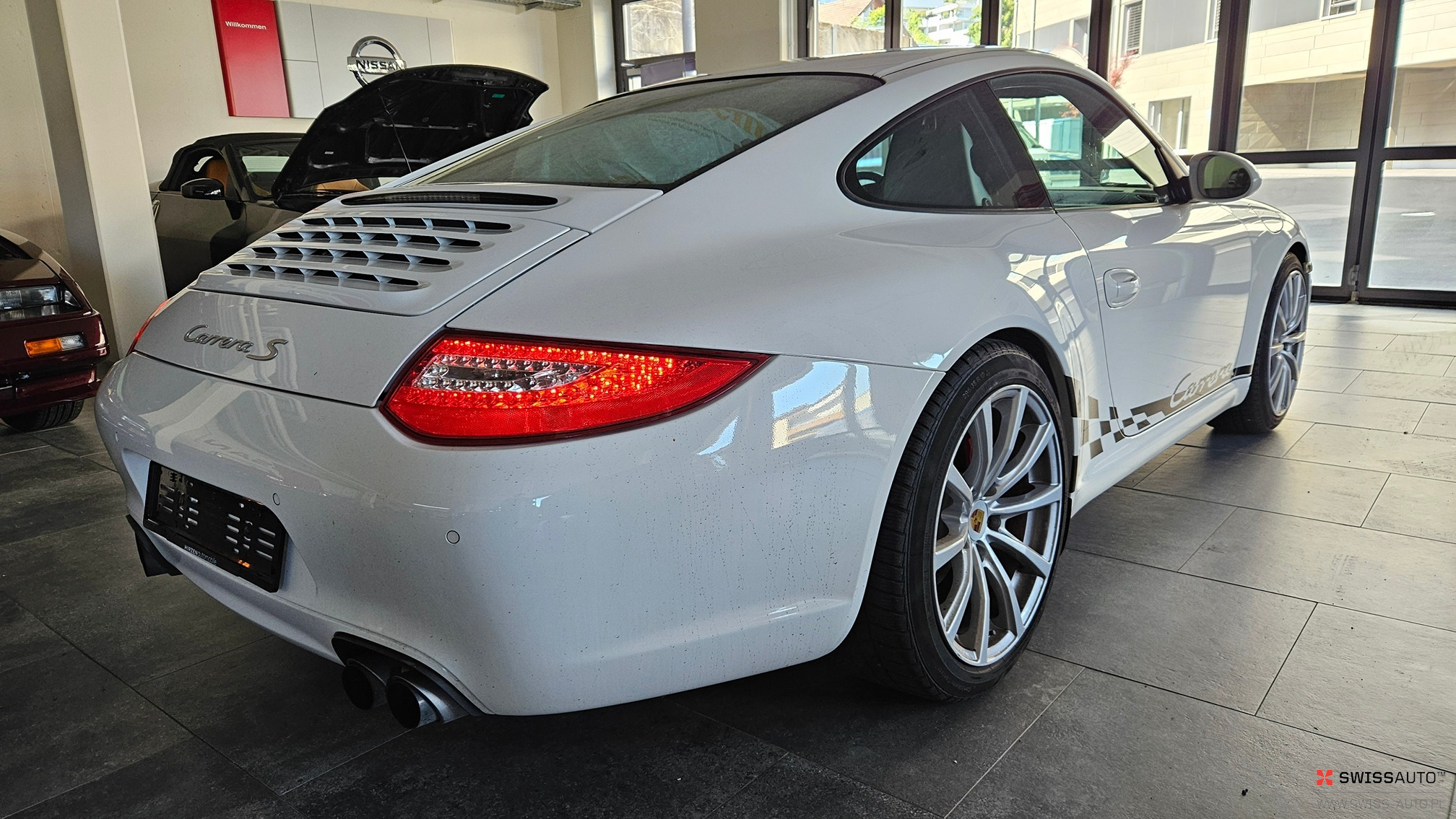 Auction Image