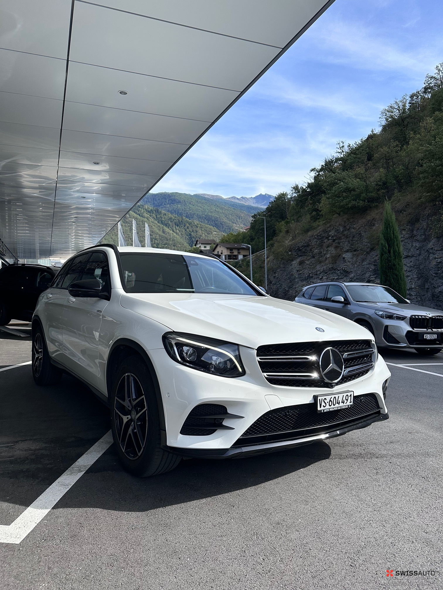 Auction Image