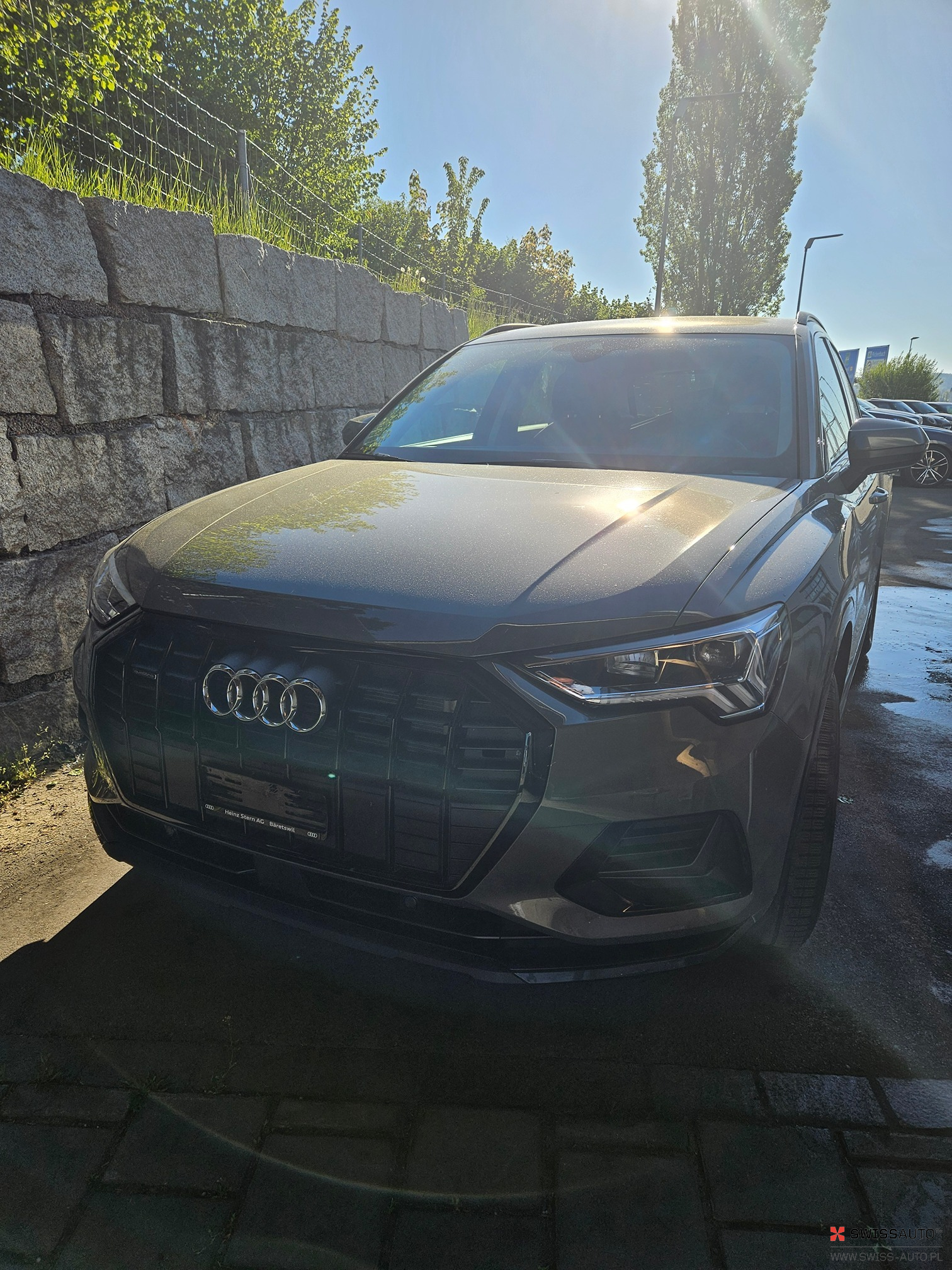 Auction Image