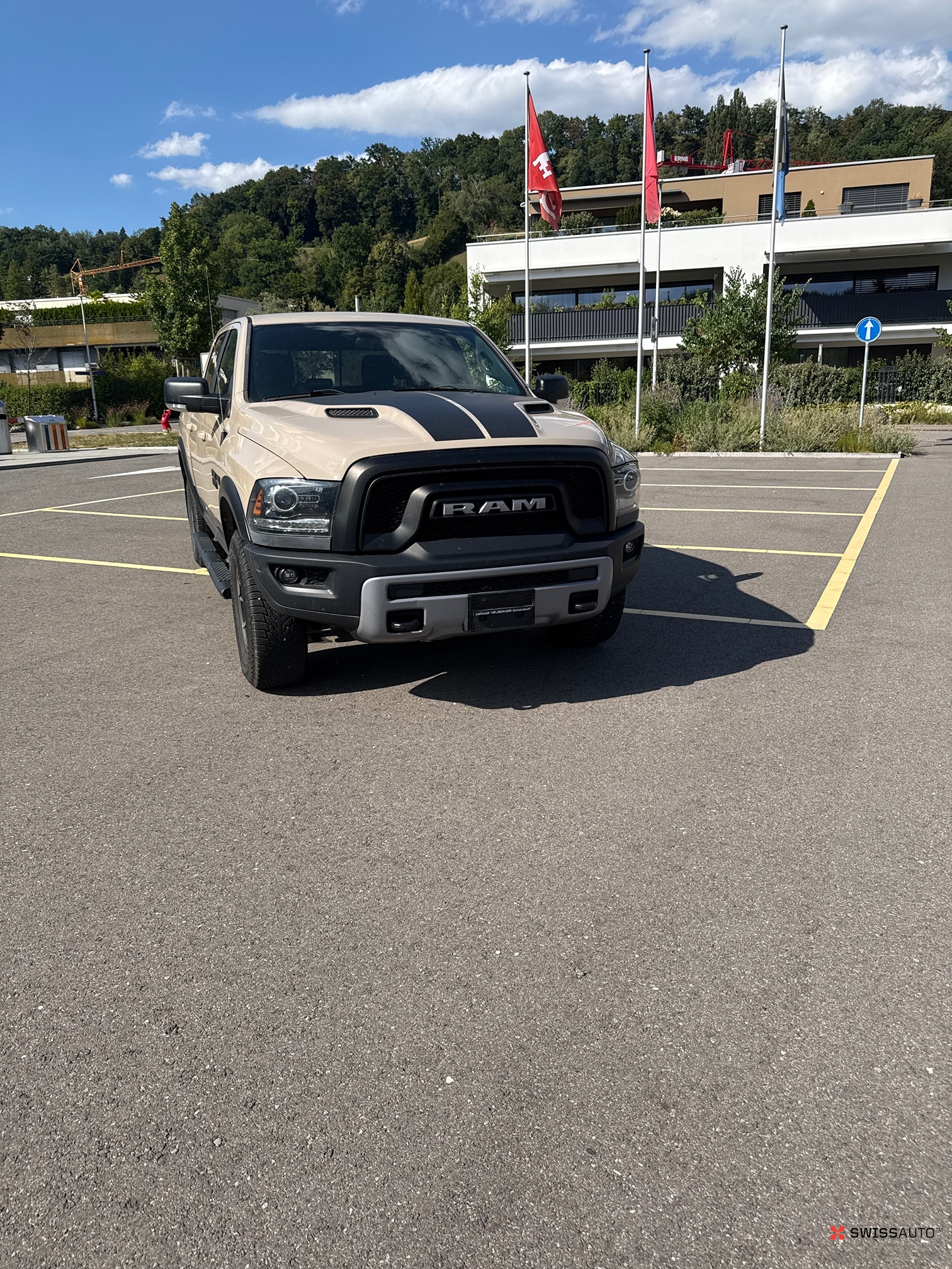 Auction Image