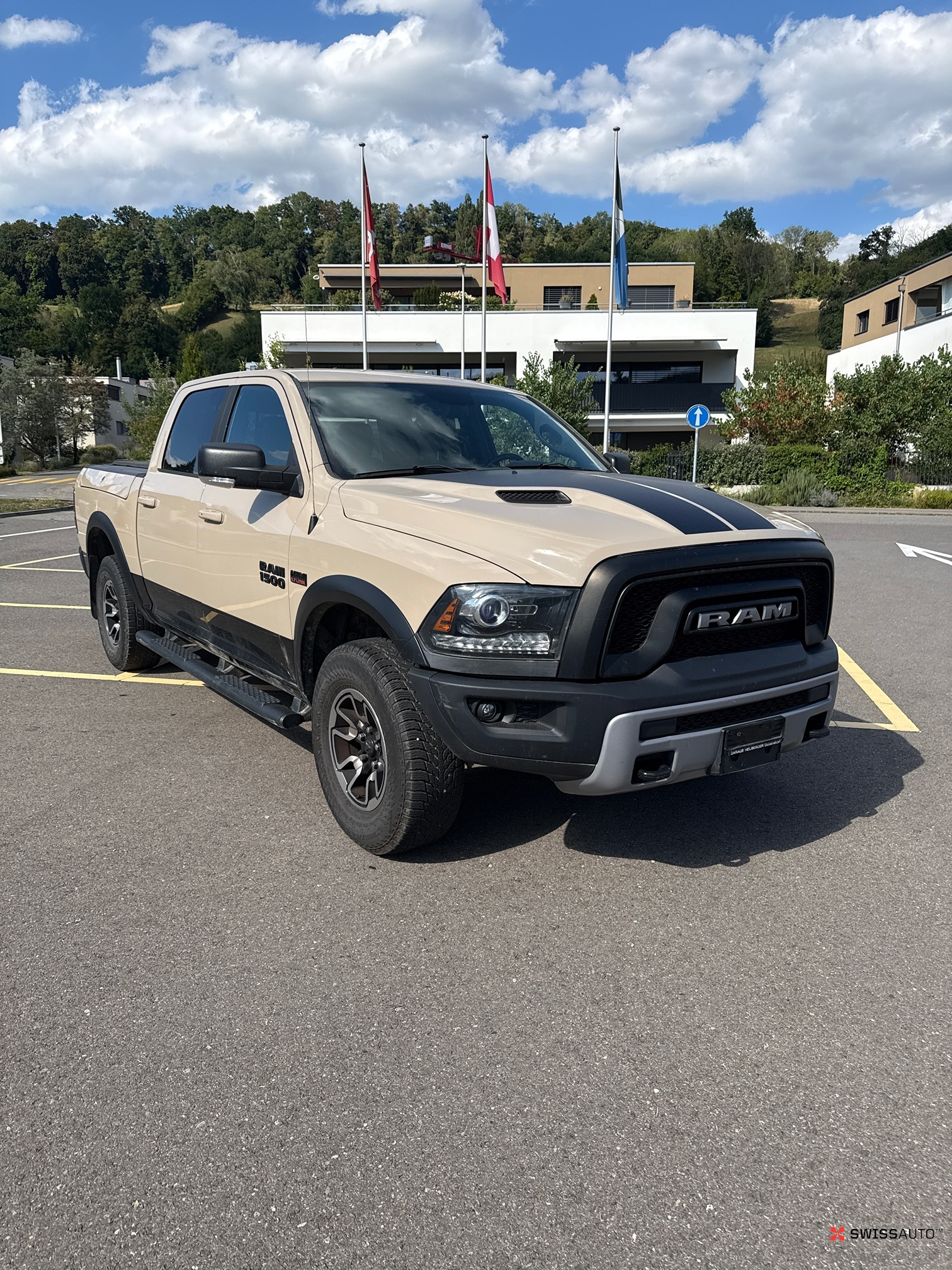 Auction Image