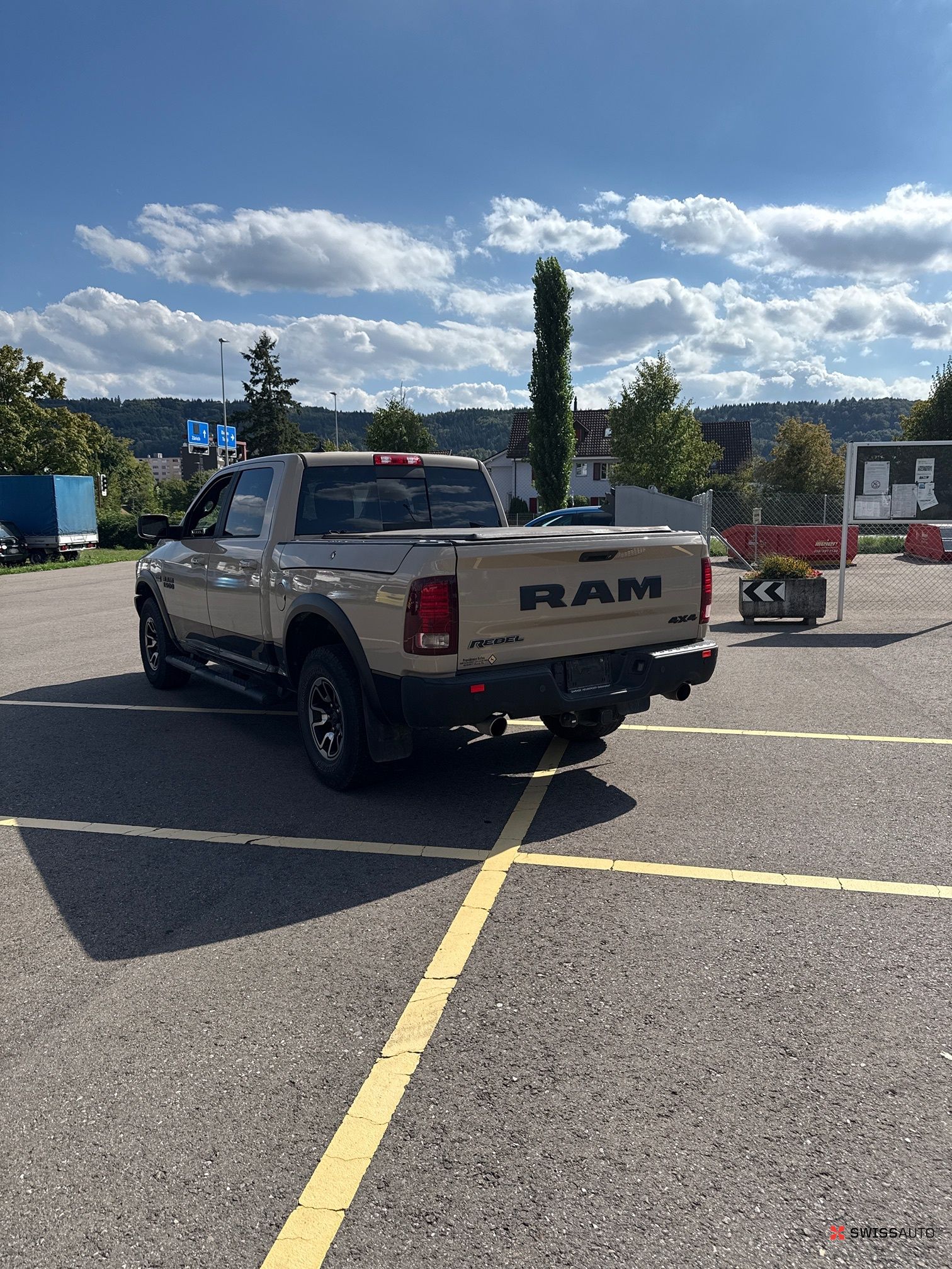 Auction Image