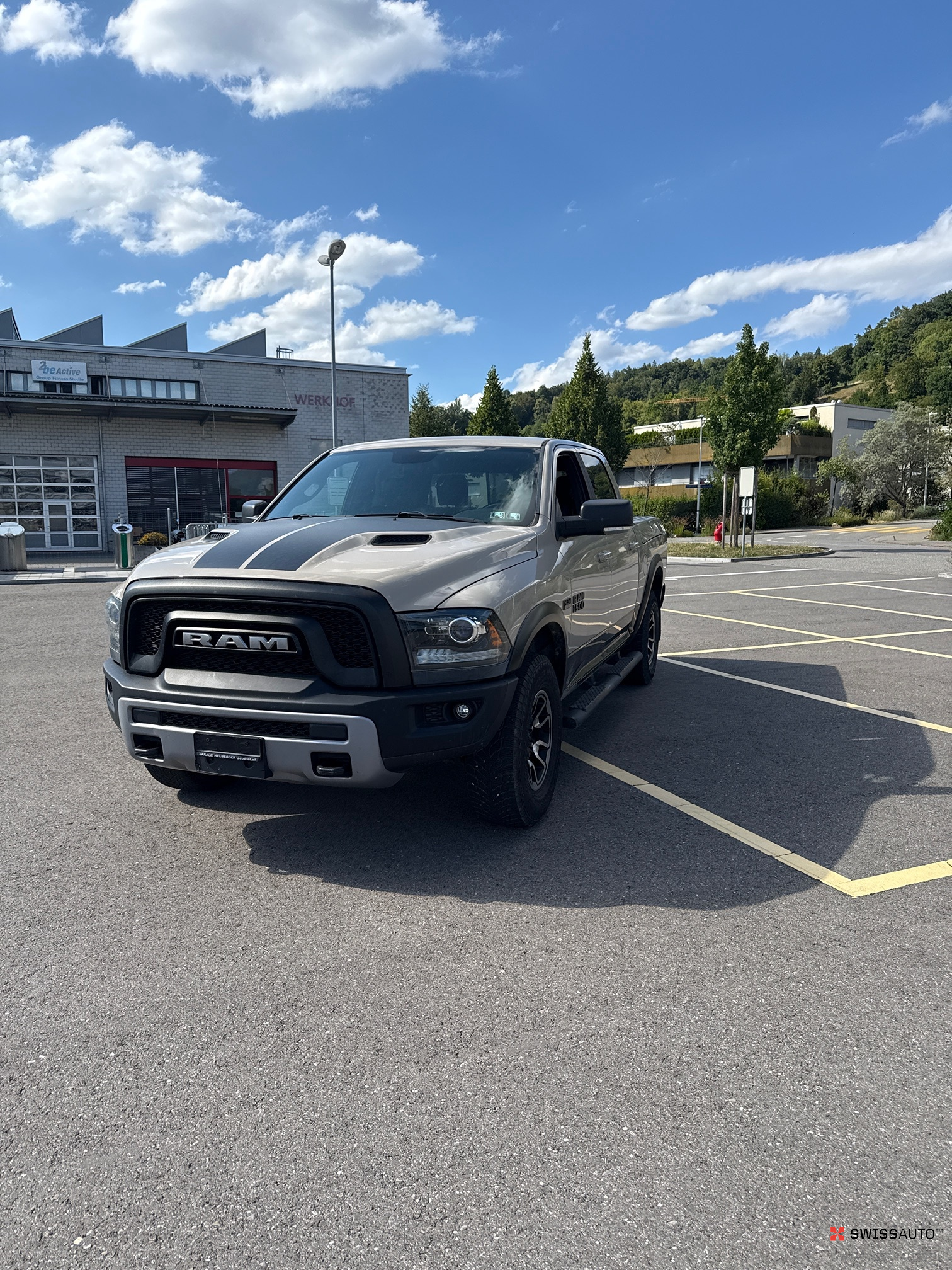 Auction Image