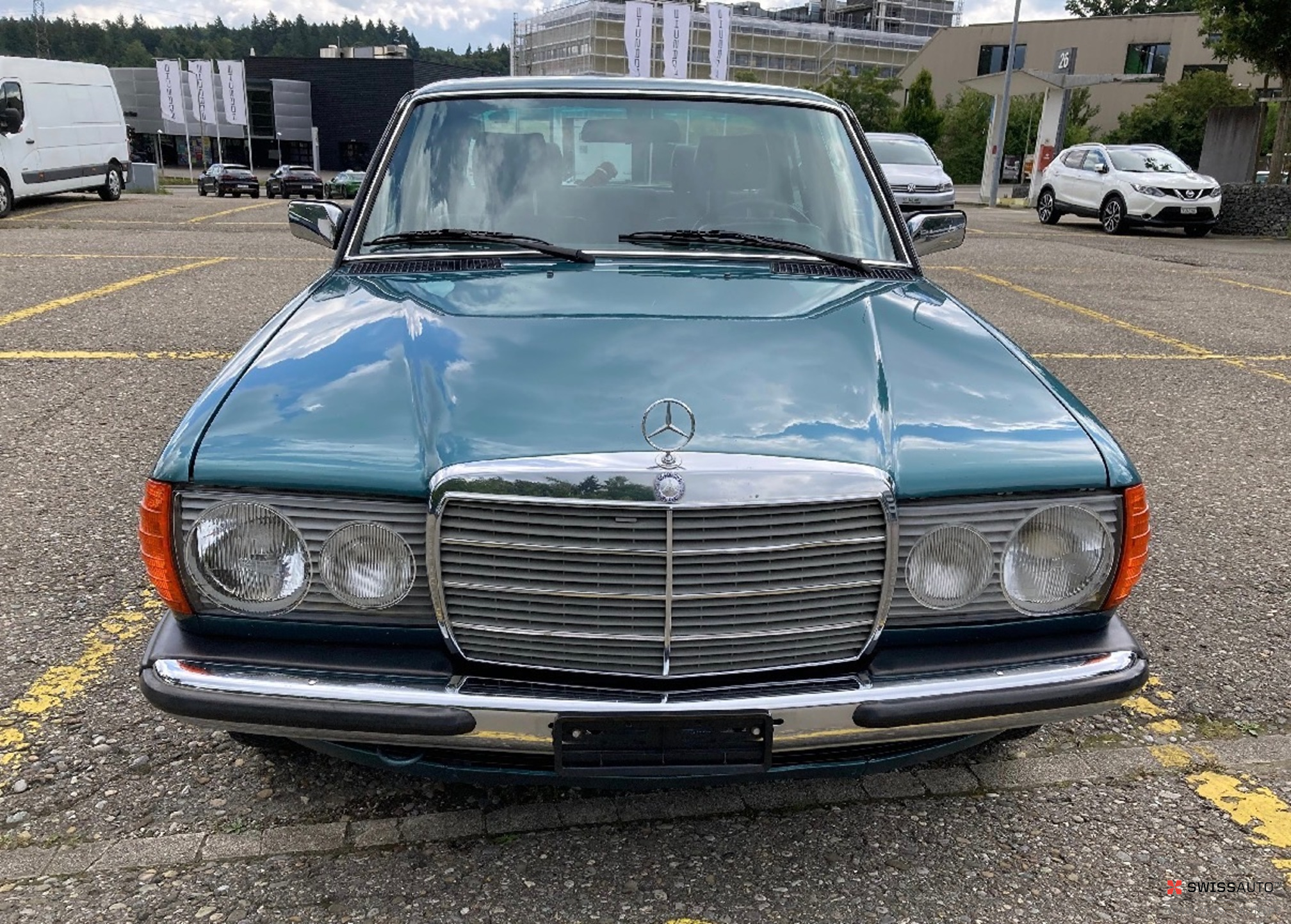 Auction Image