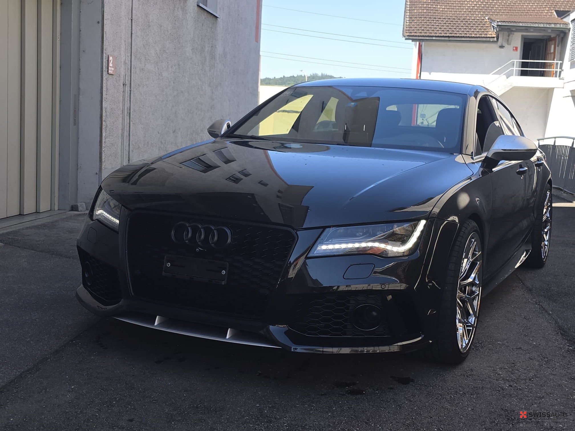 Auction Image