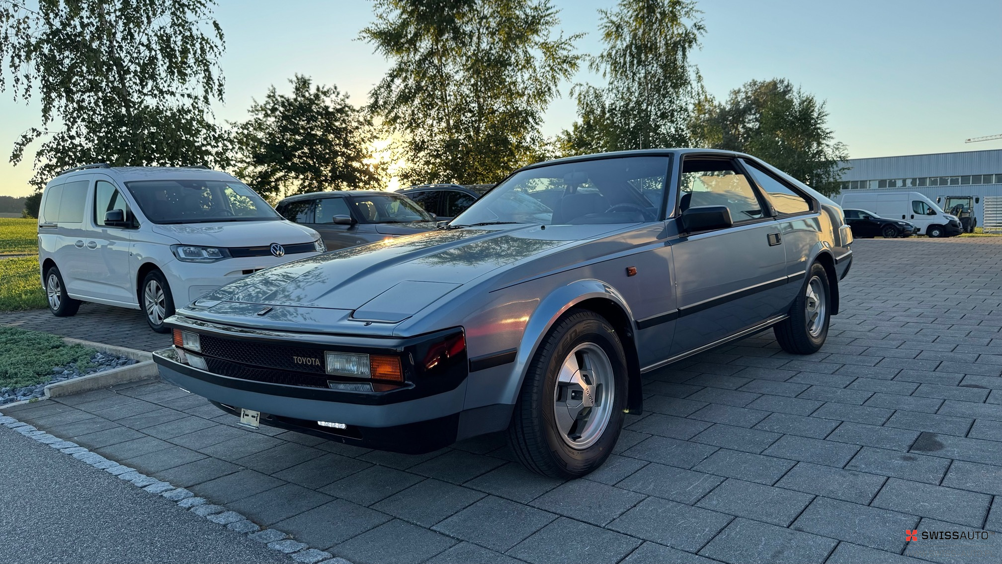 Auction Image