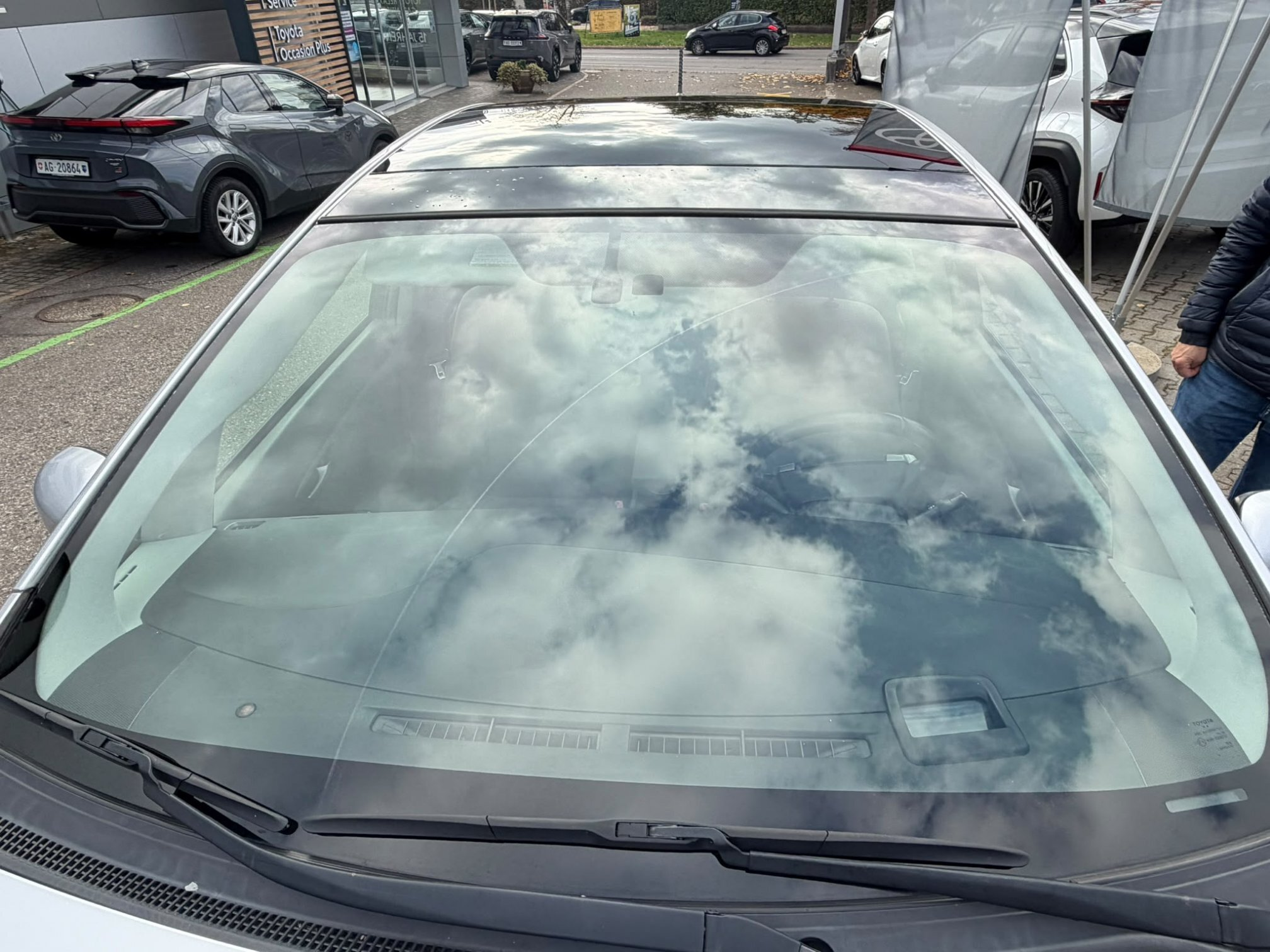 Auction Image