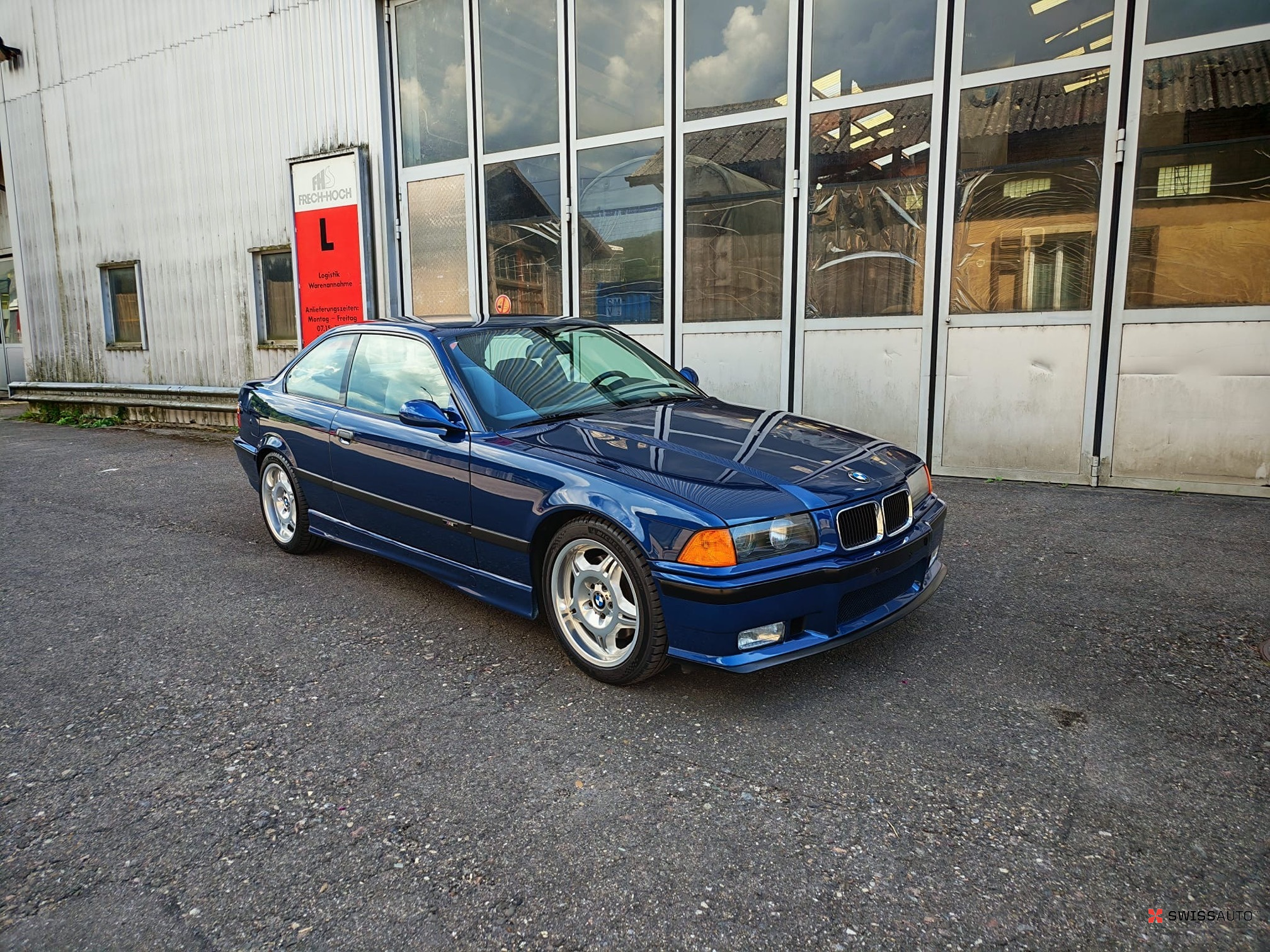 Auction Image