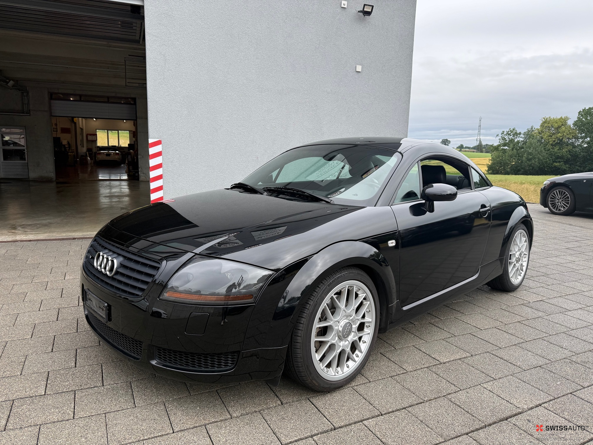 Auction Image