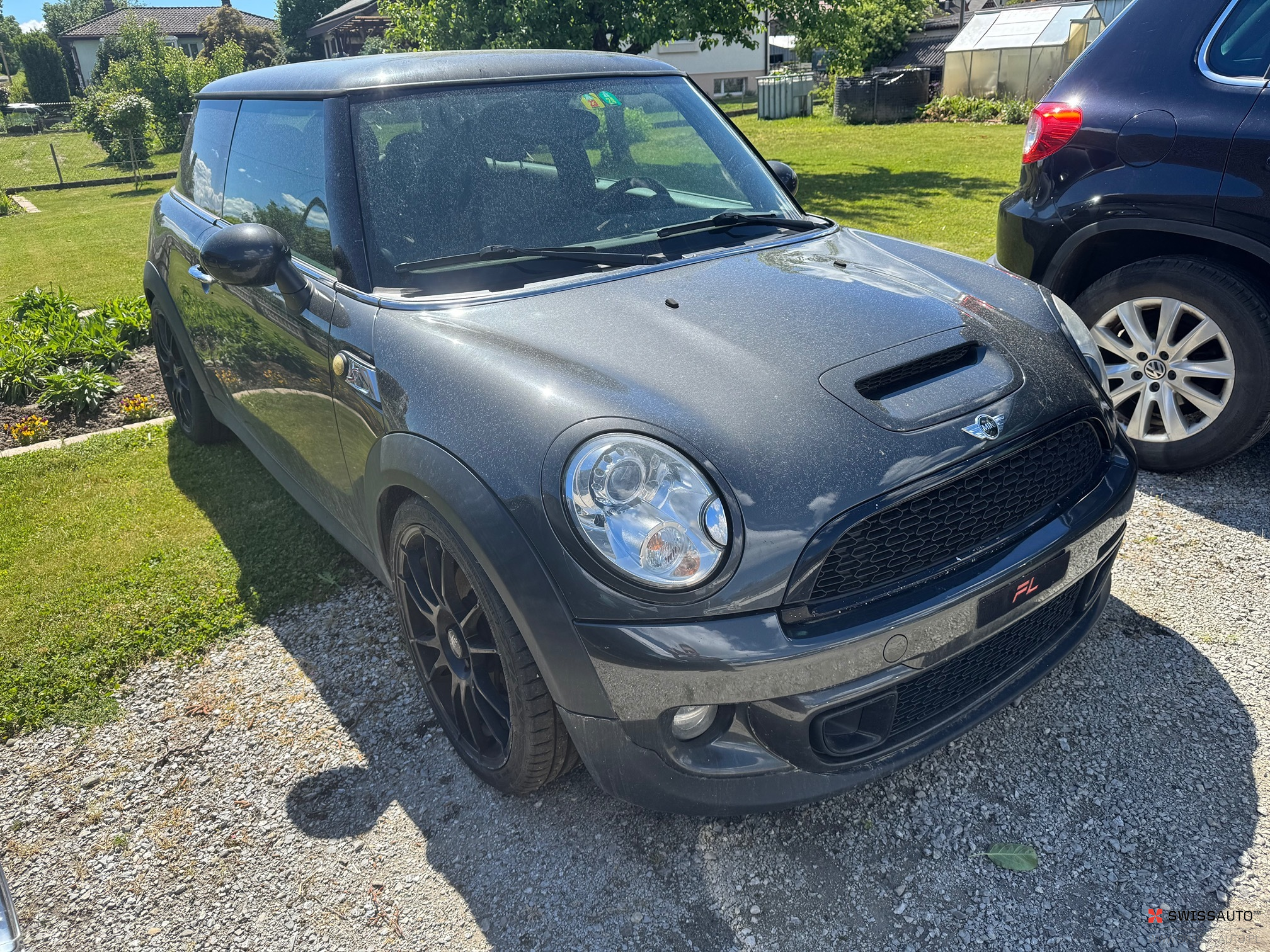 Auction Image