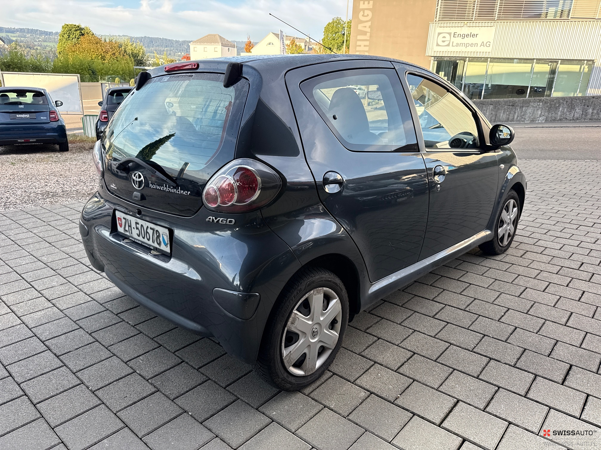 Auction Image