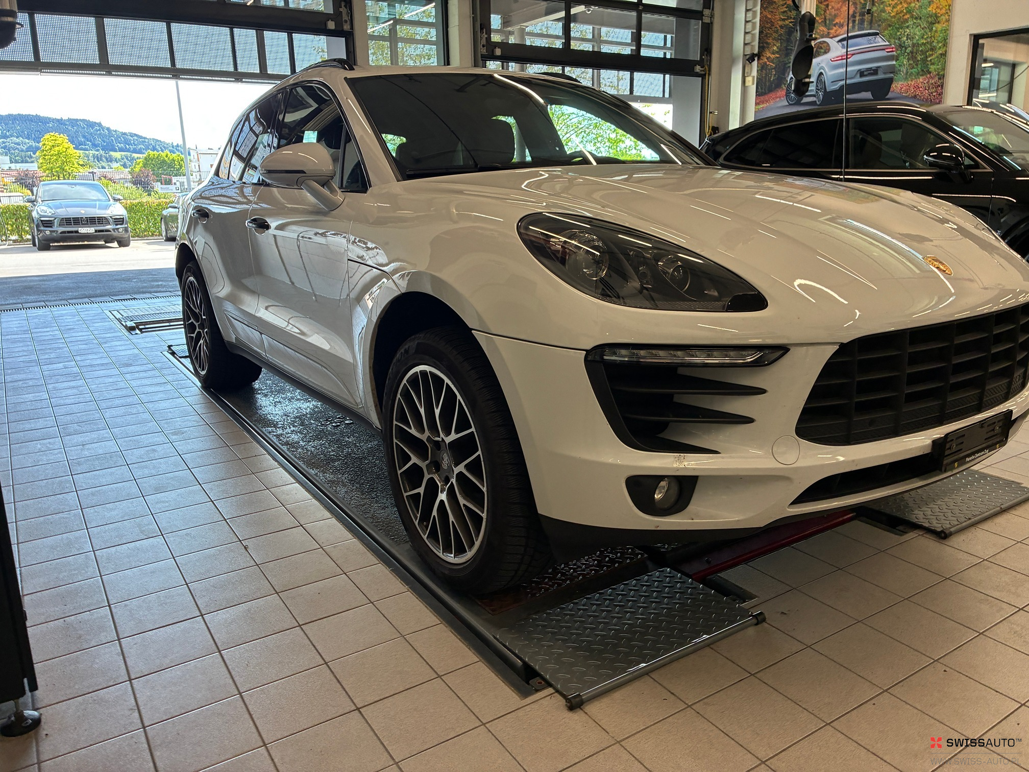 Auction Image