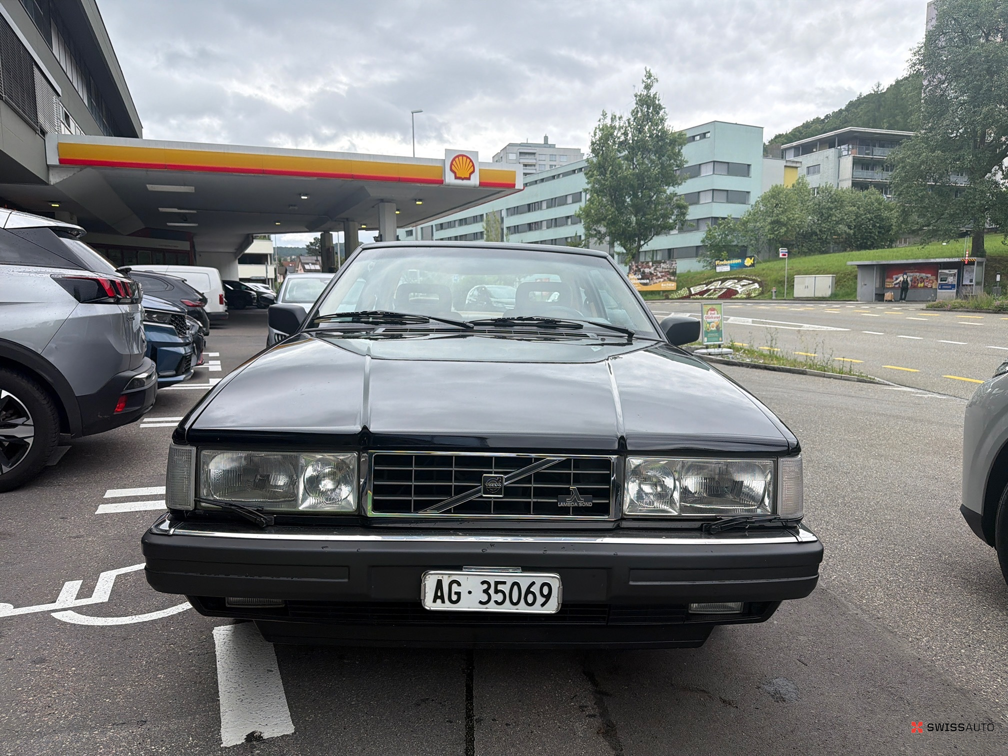 Auction Image