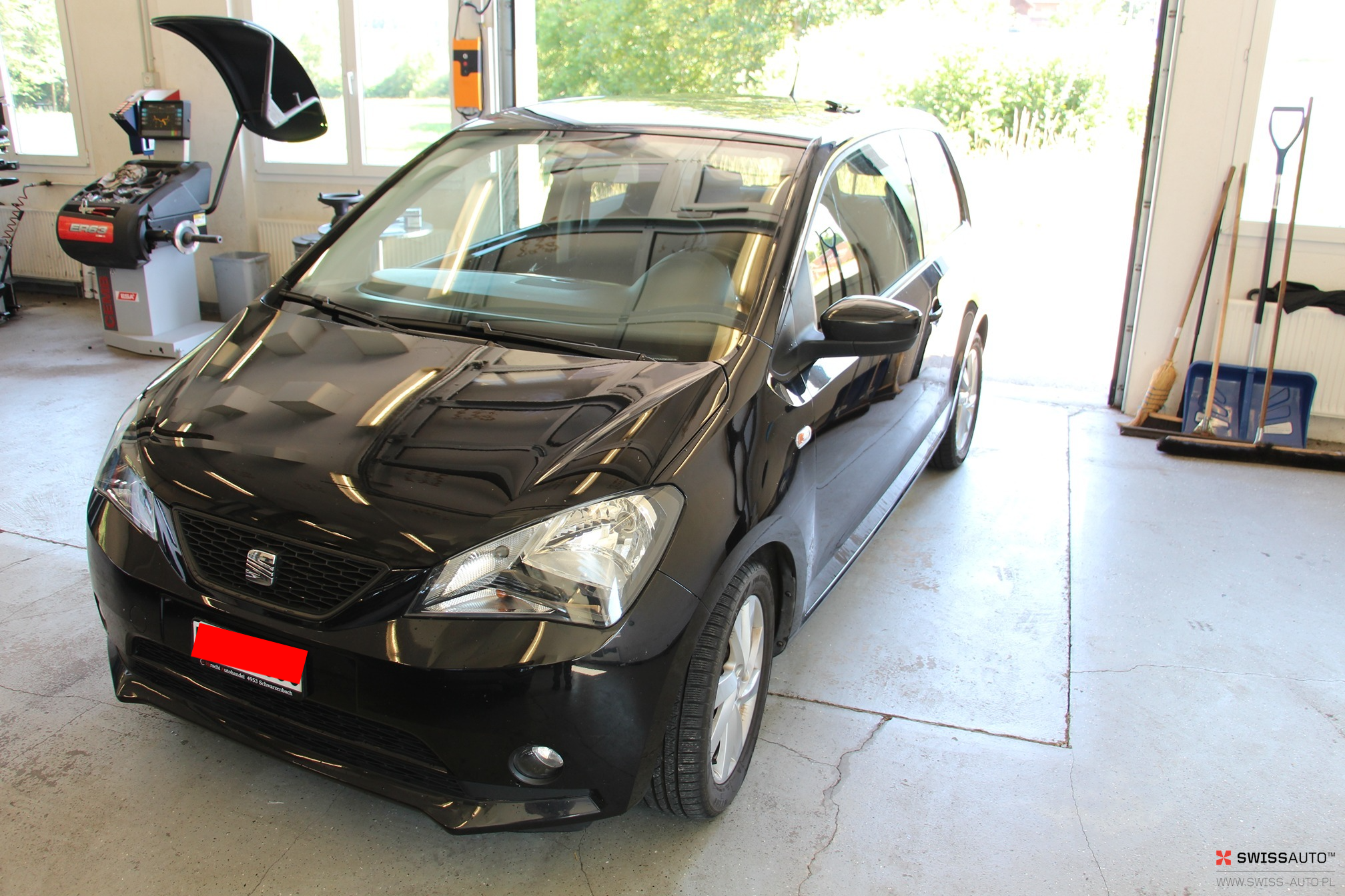 Auction Image