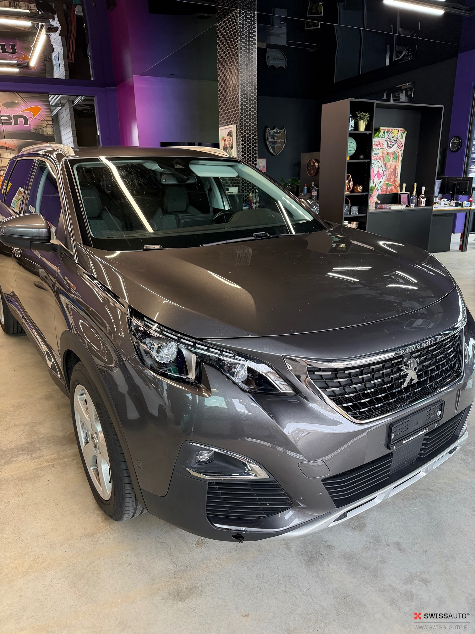 Auction Image